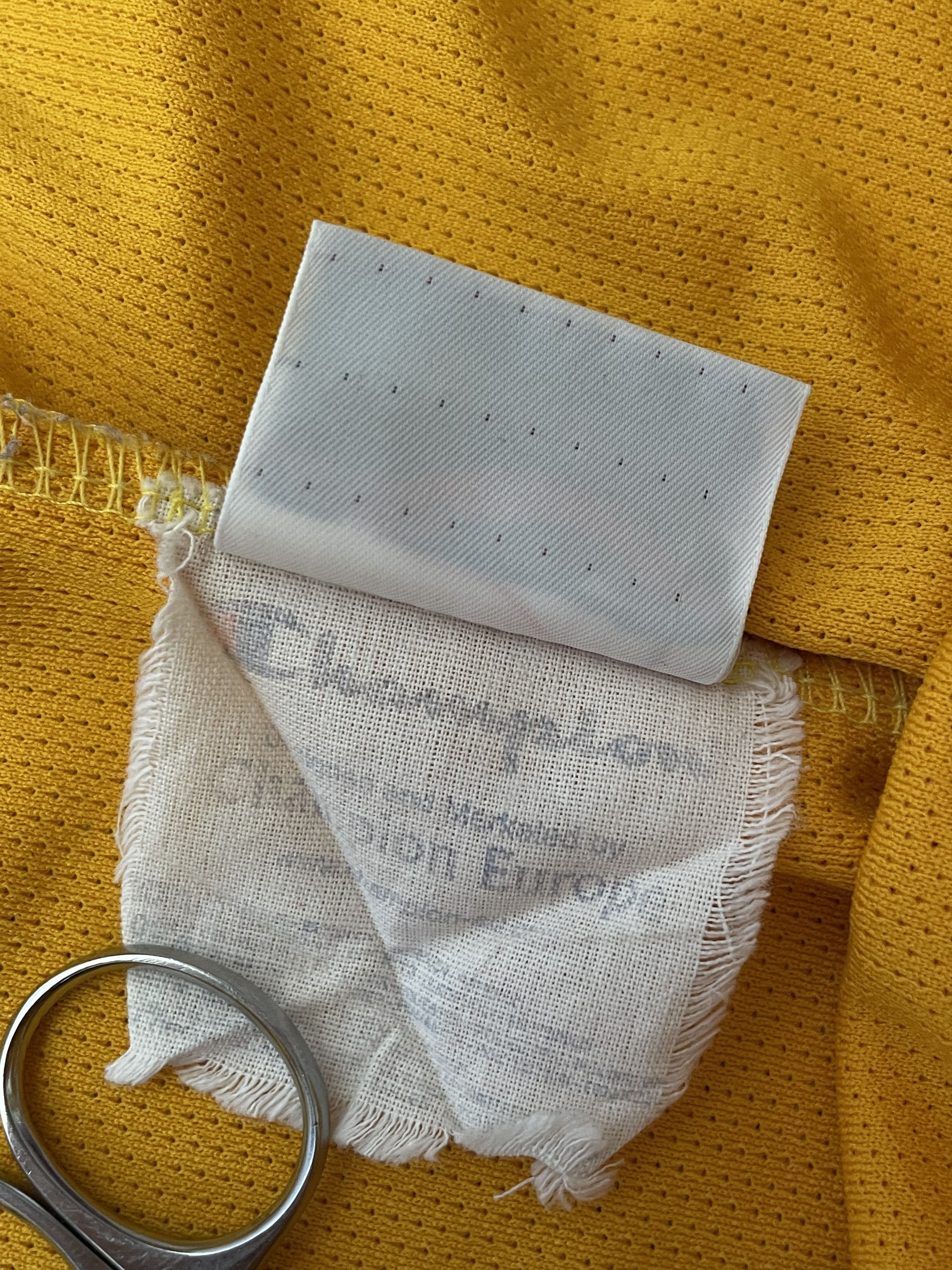 Champion Vintage Los Angeles Lakers NBA Kobe Bryant Champion Shorts Size US 34 / EU 50 - 13 Thumbnail