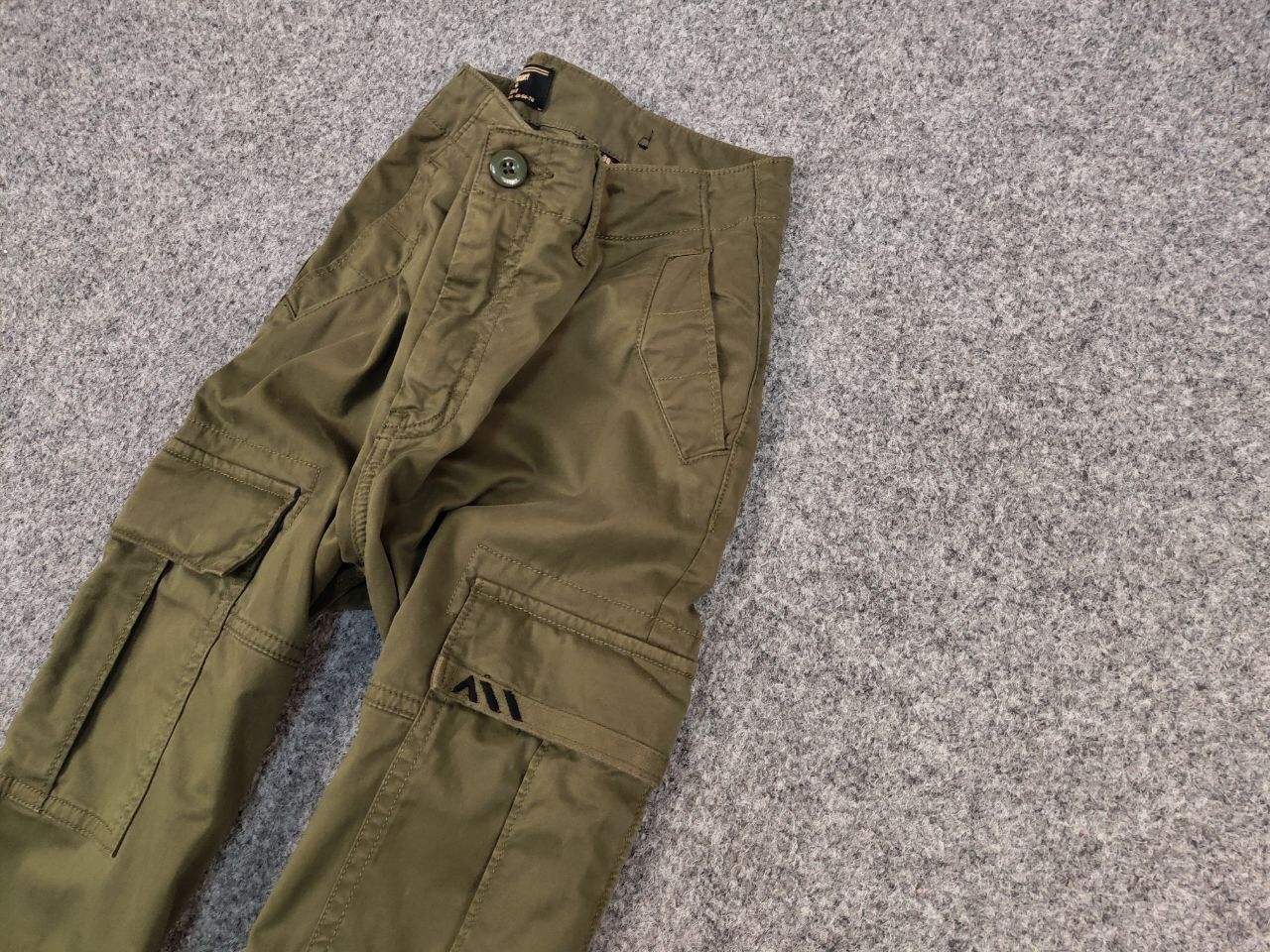 Japanese Brand Vintage Superdry Japan Olive Casual Cargo Pants Size US 27 - 4 Thumbnail