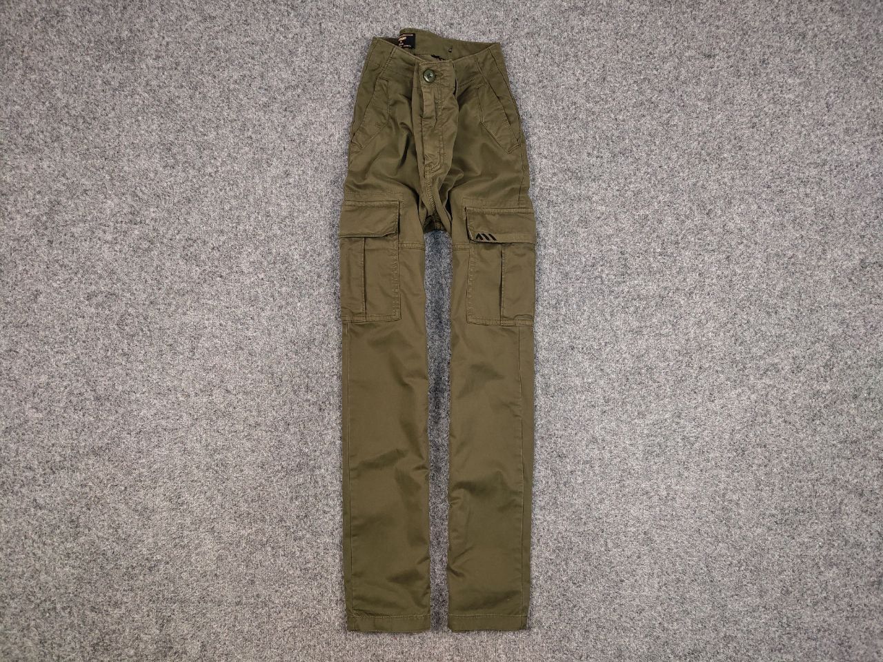 Japanese Brand Vintage Superdry Japan Olive Casual Cargo Pants Size US 27 - 1 Thumbnail