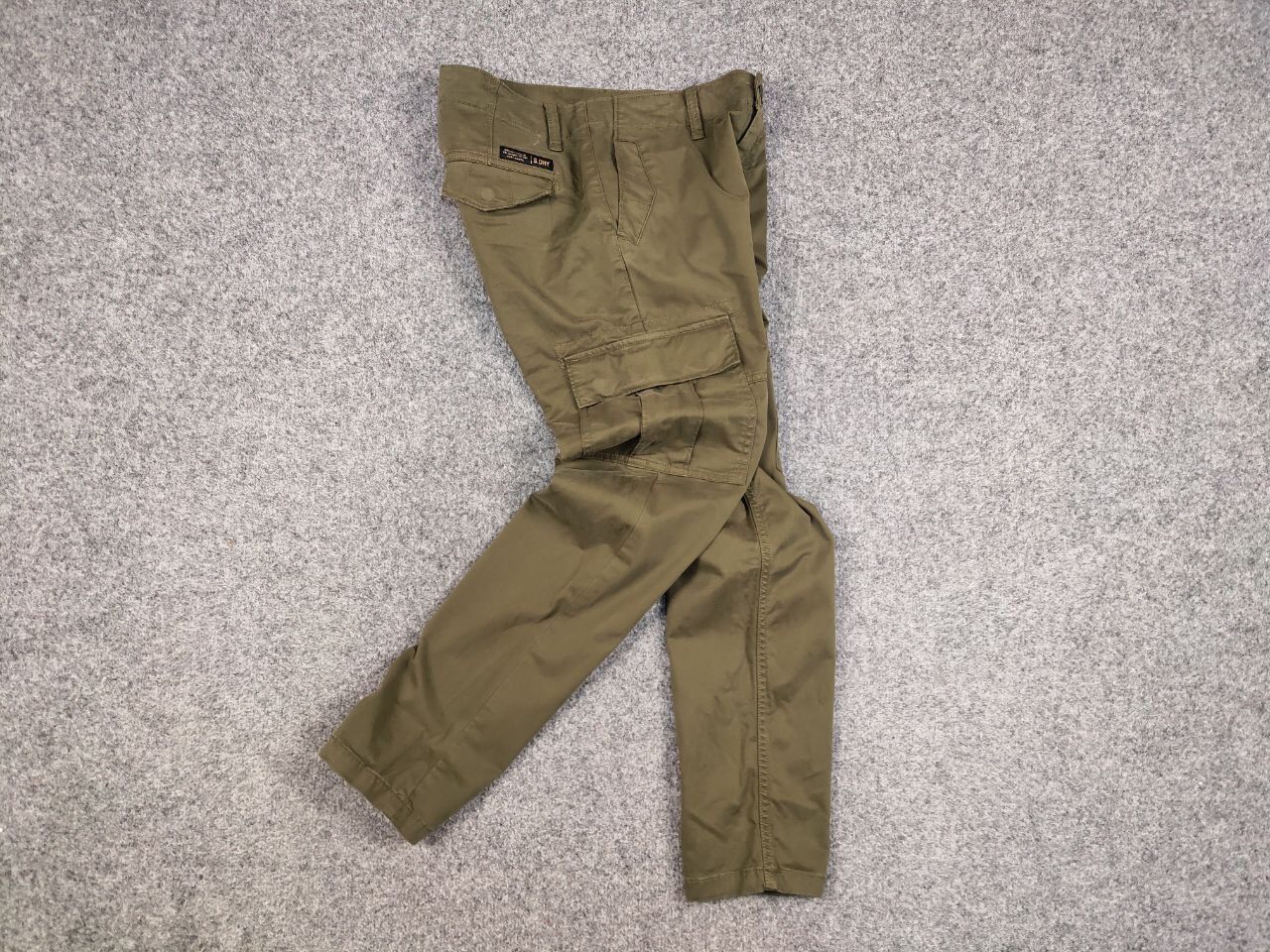 Japanese Brand Vintage Superdry Japan Olive Casual Cargo Pants Size US 27 - 15 Thumbnail