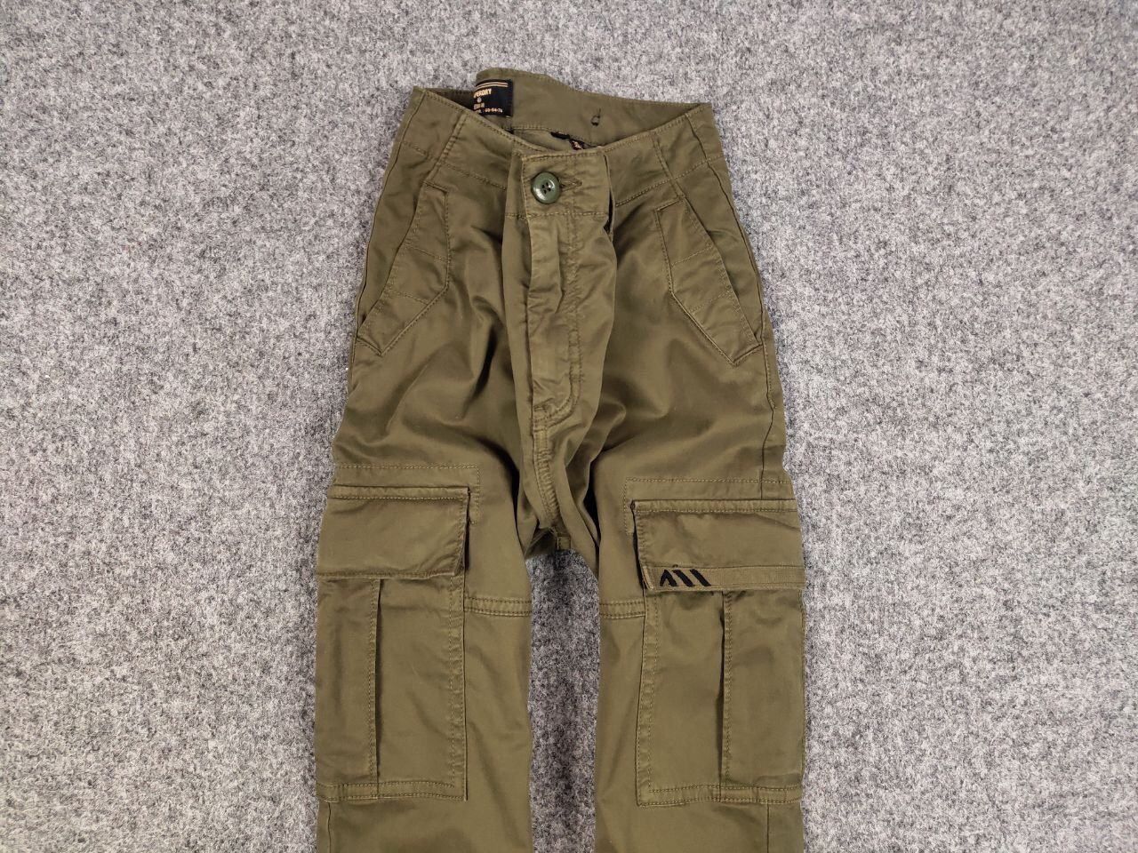 Japanese Brand Vintage Superdry Japan Olive Casual Cargo Pants Size US 27 - 7 Thumbnail