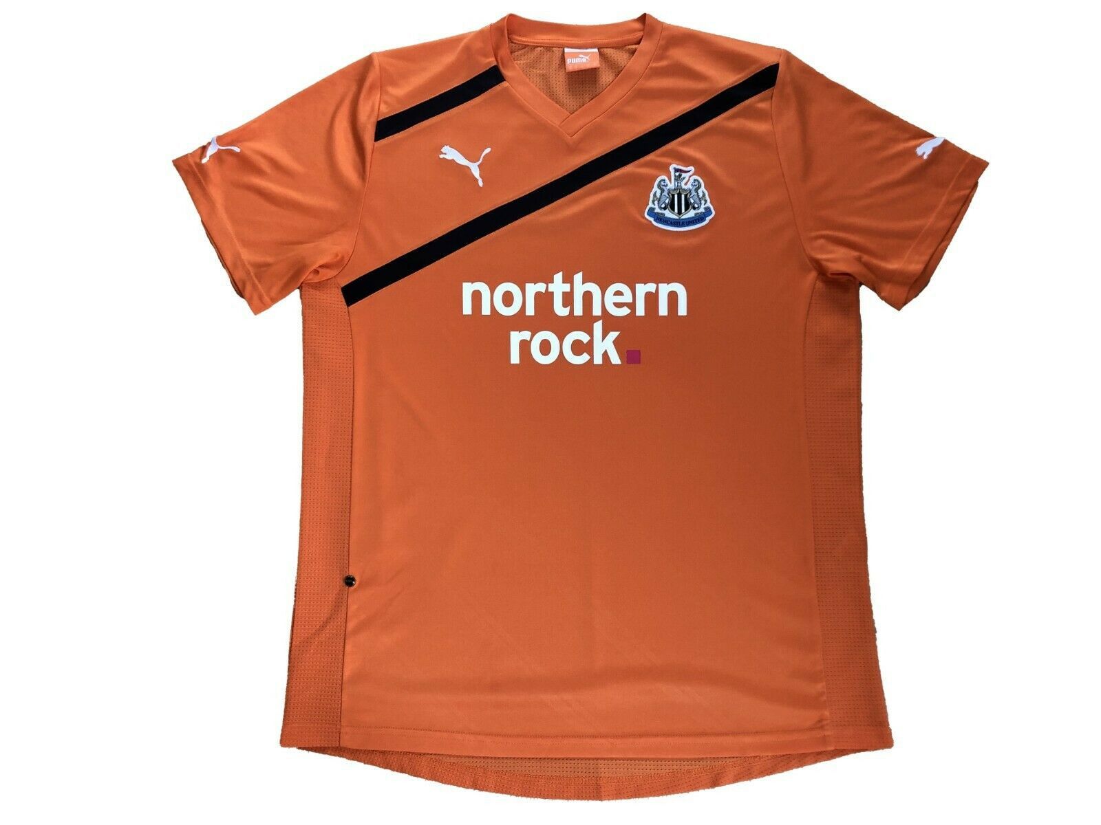Puma Newcastle United football shirt Tee Jersey Y2K Sport Hype Size US L / EU 52-54 / 3 - 1 Thumbnail