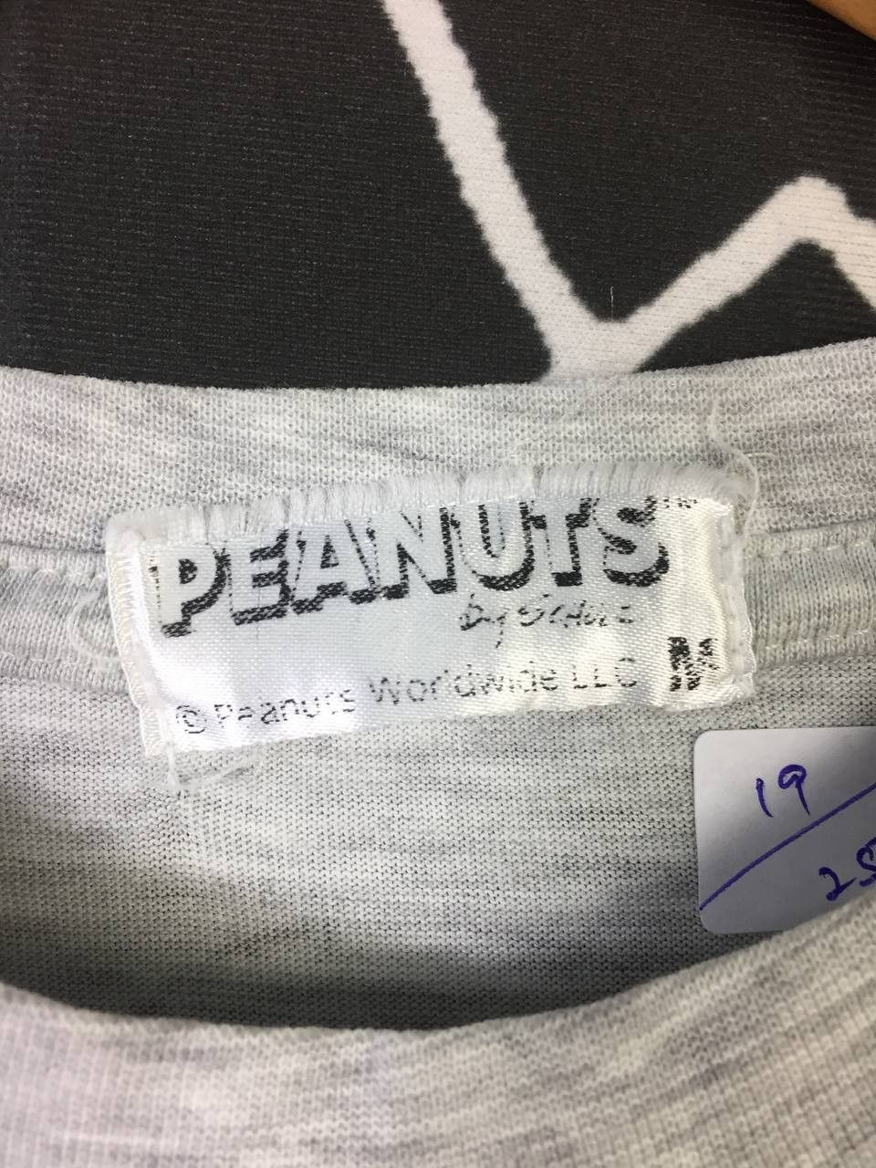 Cartoon Network Vtg Peanuts The World Famous Astronaut All Over Print Tee Size US M / EU 48-50 / 2 - 6 Thumbnail