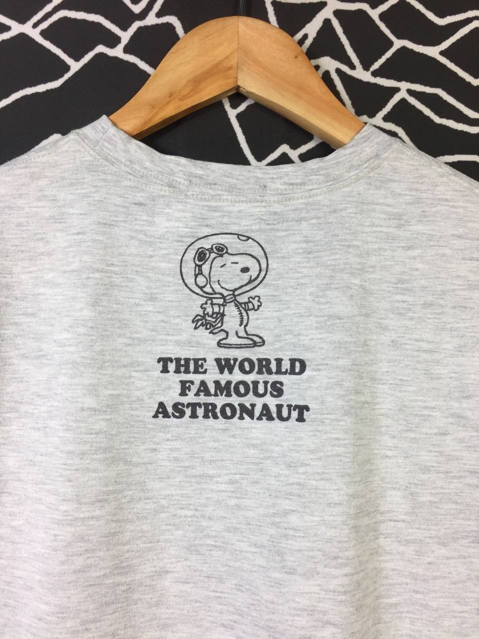 Cartoon Network Vtg Peanuts The World Famous Astronaut All Over Print Tee Size US M / EU 48-50 / 2 - 5 Thumbnail