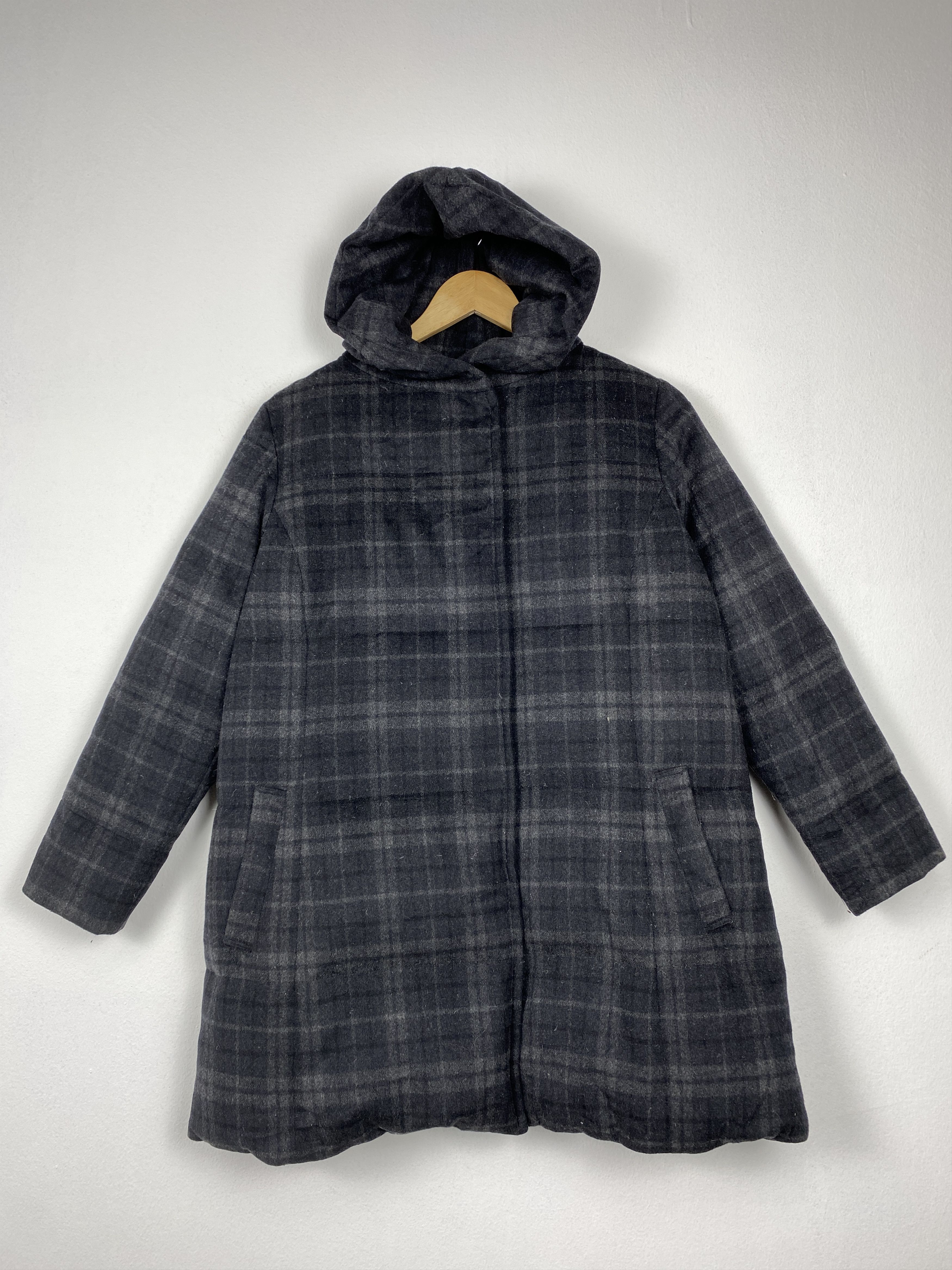 image of Vintage Flannel Hoodie Zip Up Jacket in Black, Men's (Size Small)