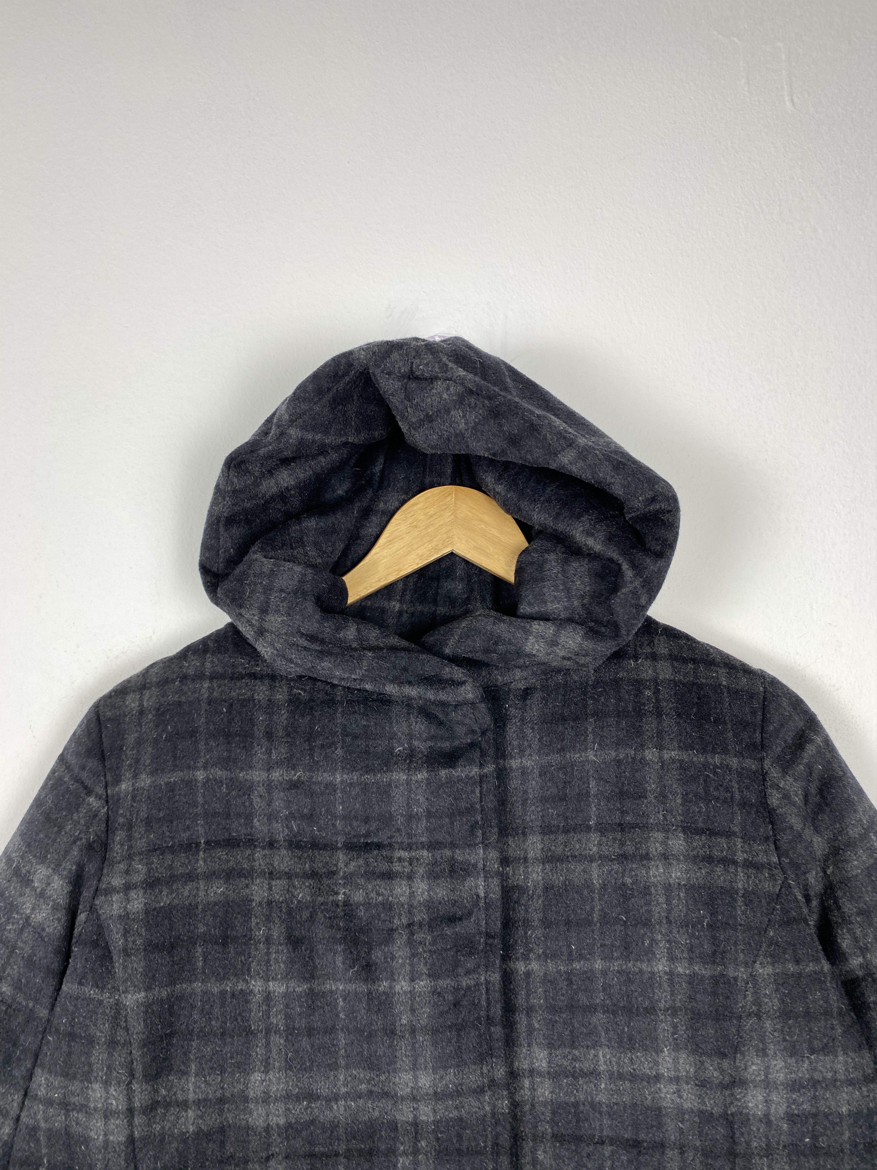 Japanese Brand Vintage Japanese Brand Flannel Hoodie Jacket J1174 Size US S / EU 44-46 / 1 - 2 Thumbnail