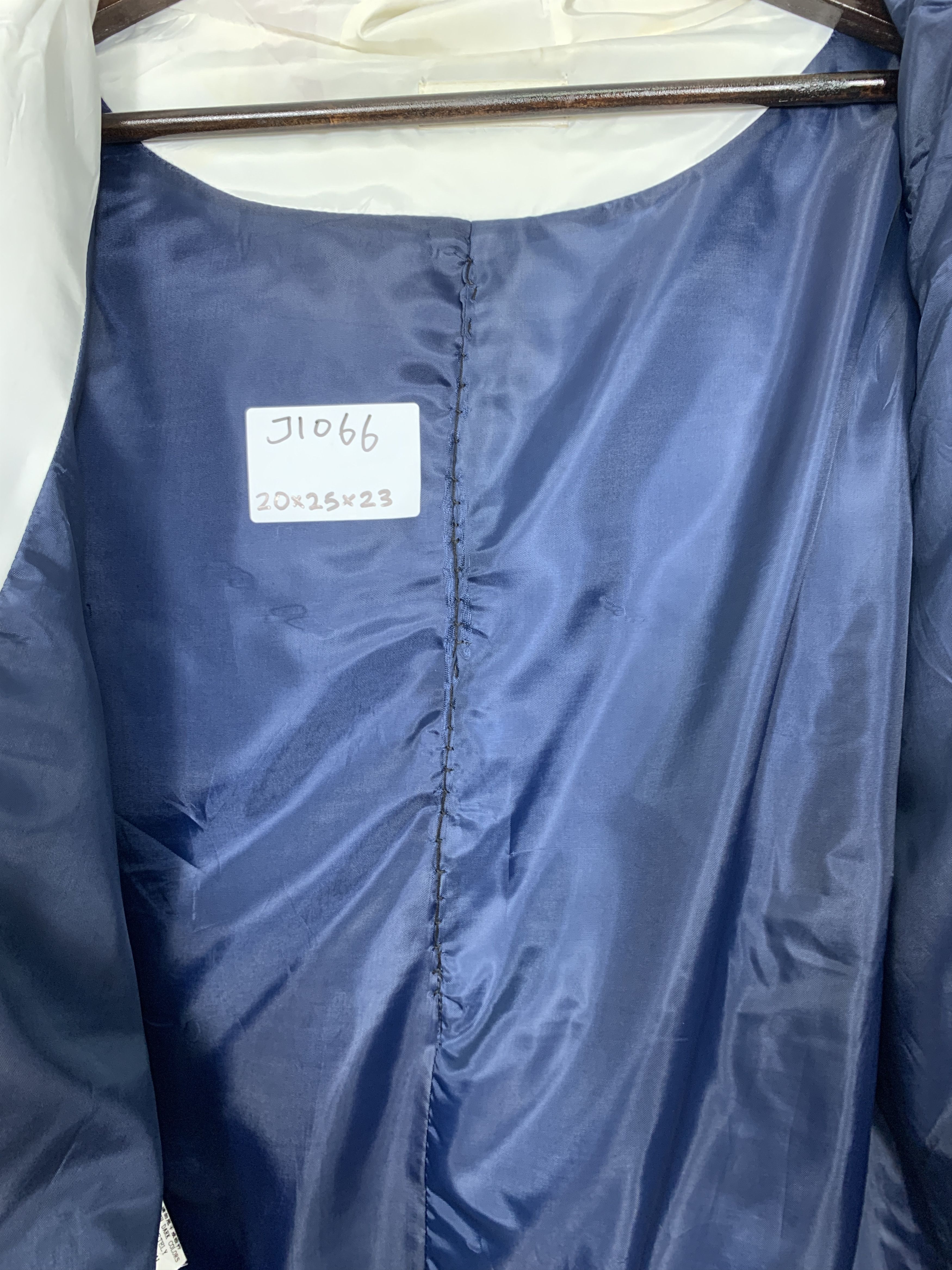 Vintage Vintage ASTON MARTIN Patches Puffer Jacket J1066 Size US S / EU 44-46 / 1 - 13 Thumbnail