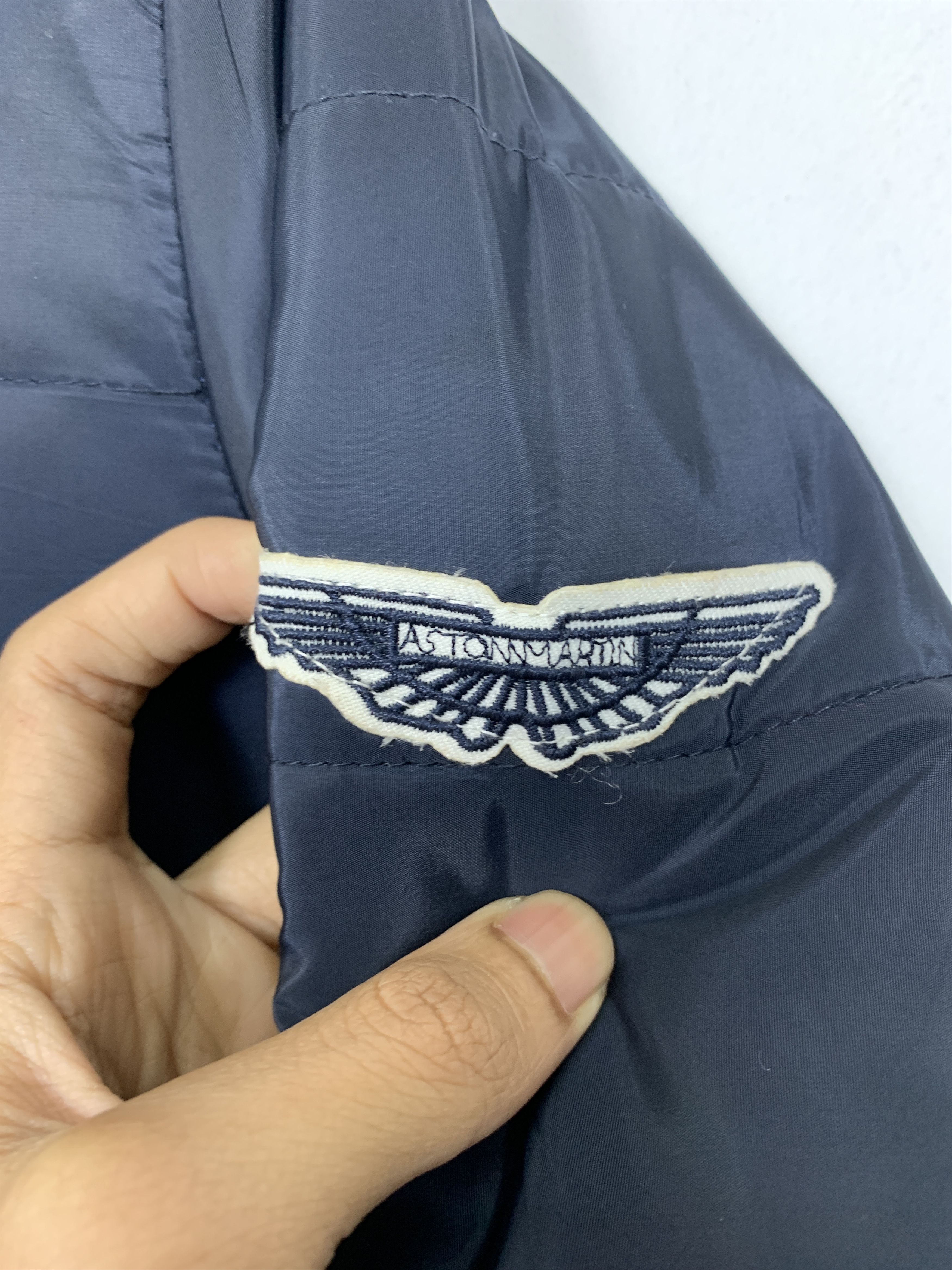 Vintage Vintage ASTON MARTIN Patches Puffer Jacket J1066 Size US S / EU 44-46 / 1 - 6 Thumbnail