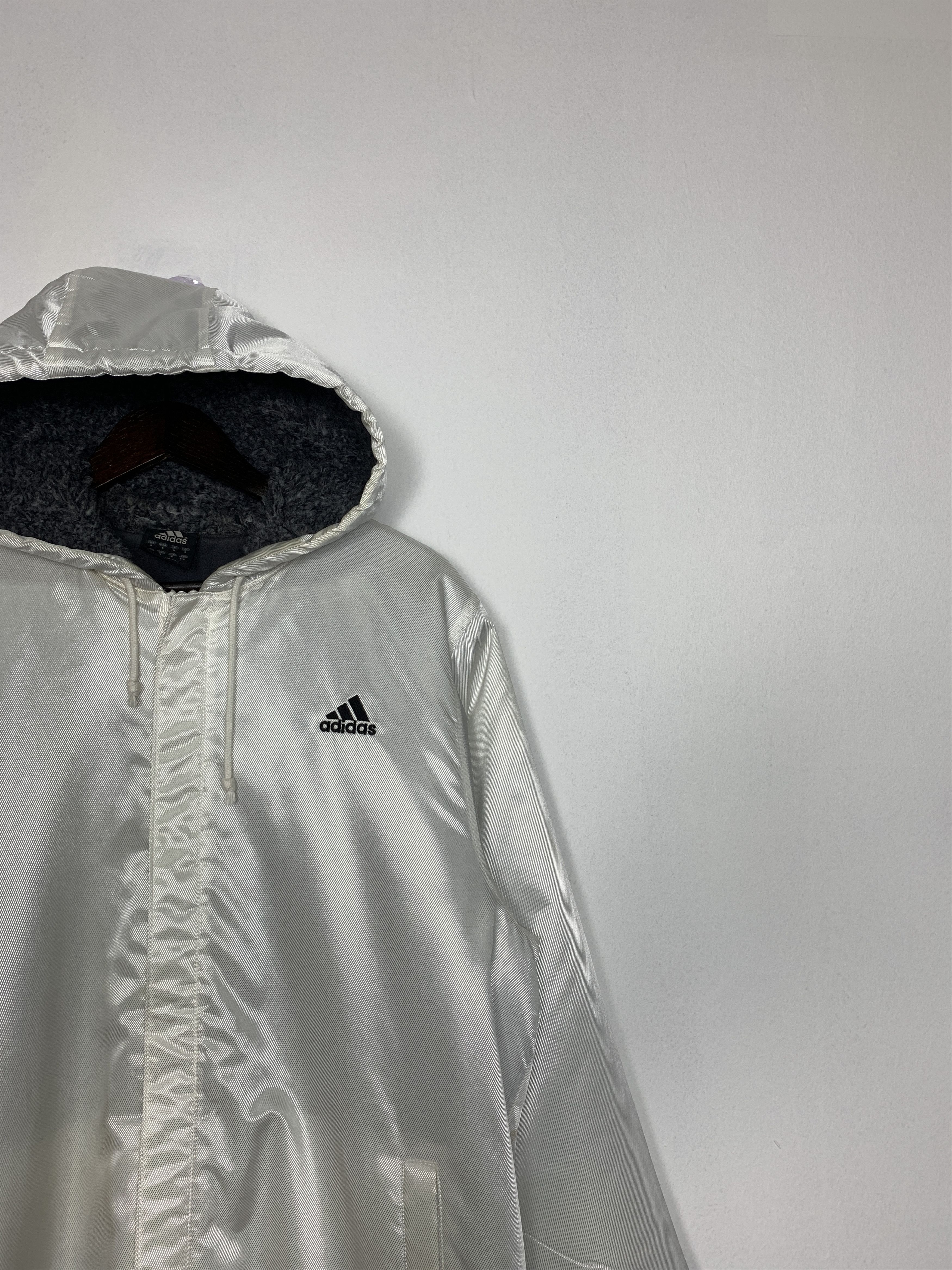 Adidas Vintage ADIDAS Jackets Fleece Hoodie Jacket J0791 Size US S / EU 44-46 / 1 - 3 Thumbnail
