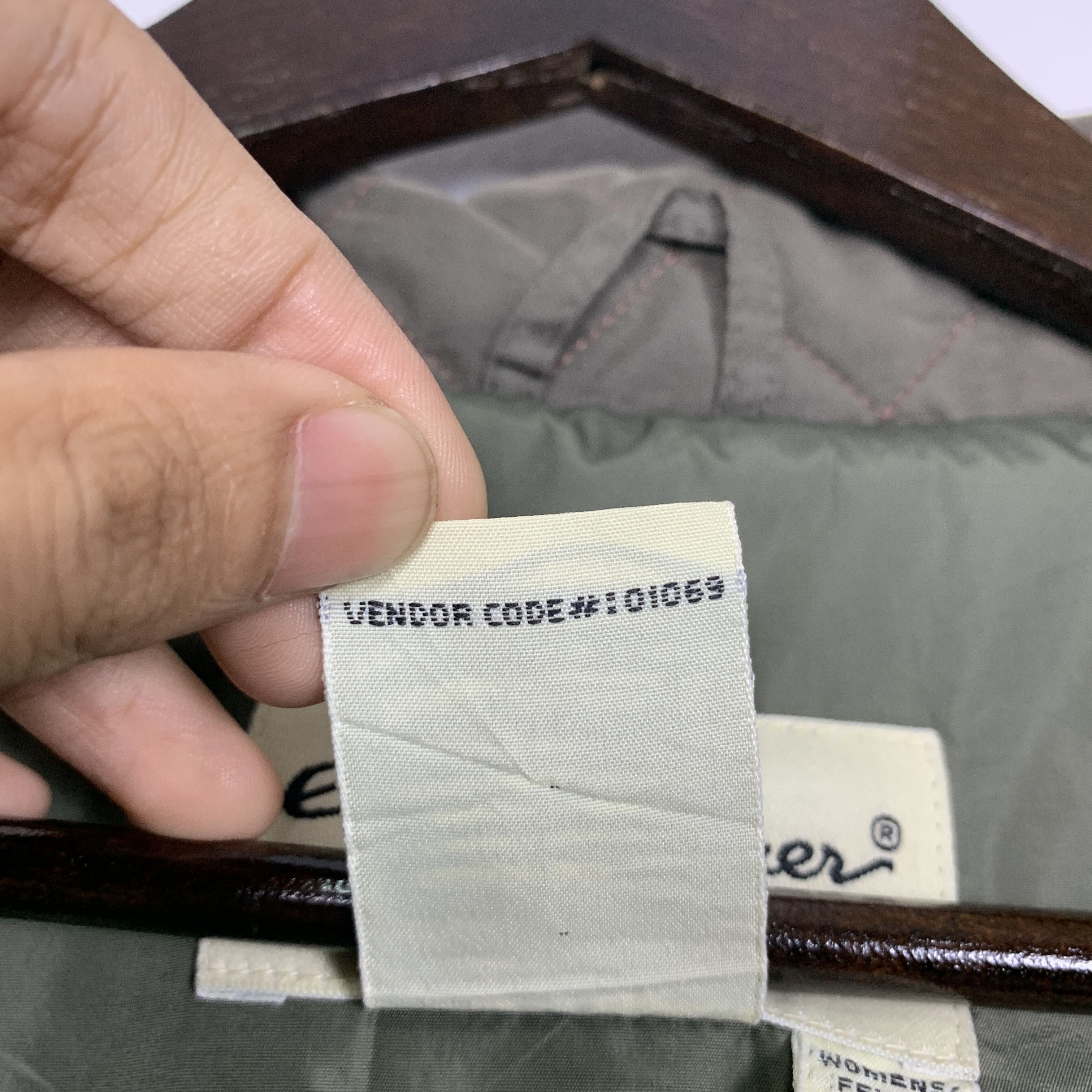 Eddie Bauer Vintage EDDIE BAUER Quilted Zip Up Jacket J0825 Size US S / EU 44-46 / 1 - 16 Thumbnail