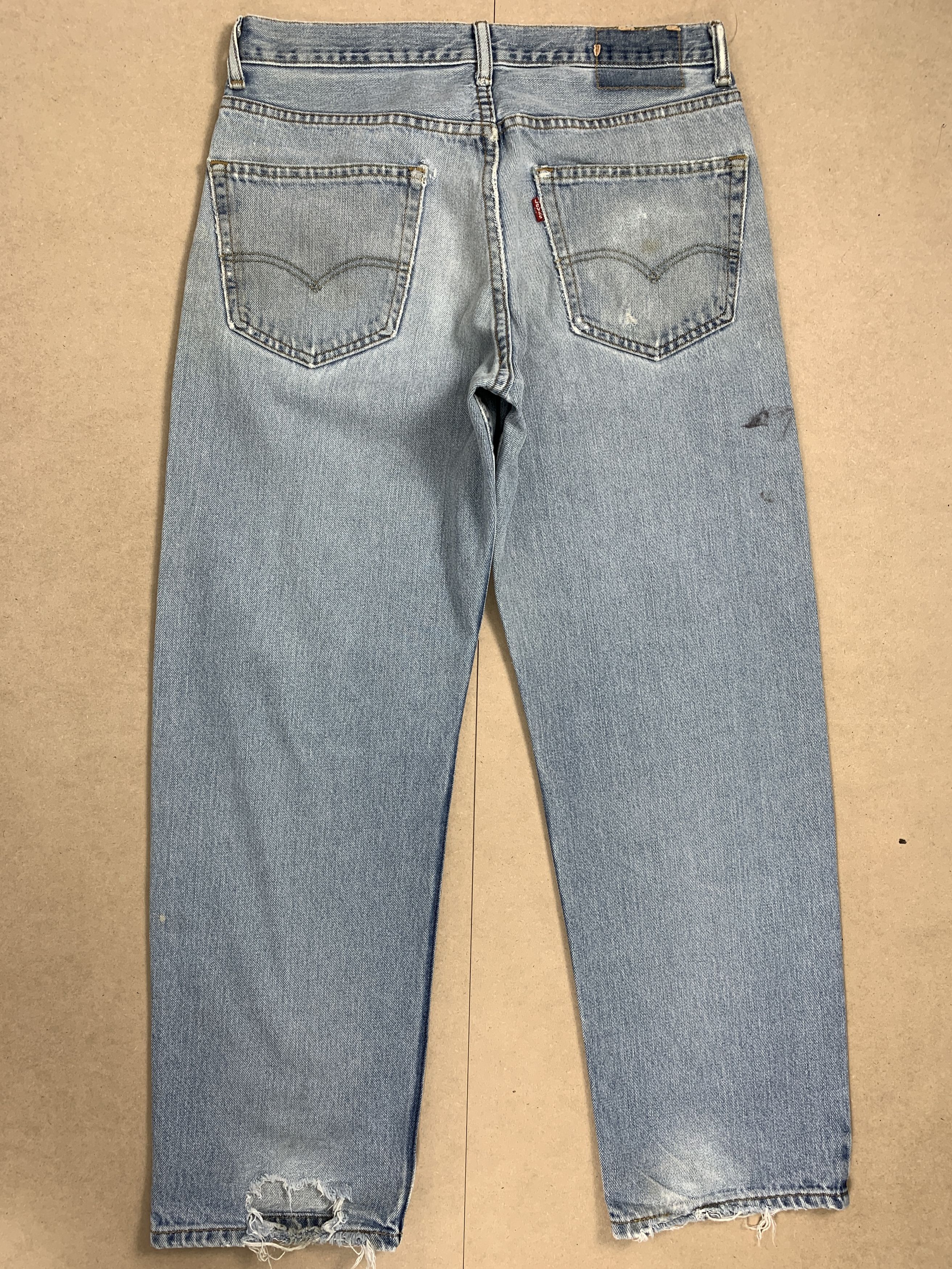 Levi's Vintage Levis 550 Straight Cut Distressed Mid Wash Jeans Size US 32 / EU 48 - 7 Thumbnail