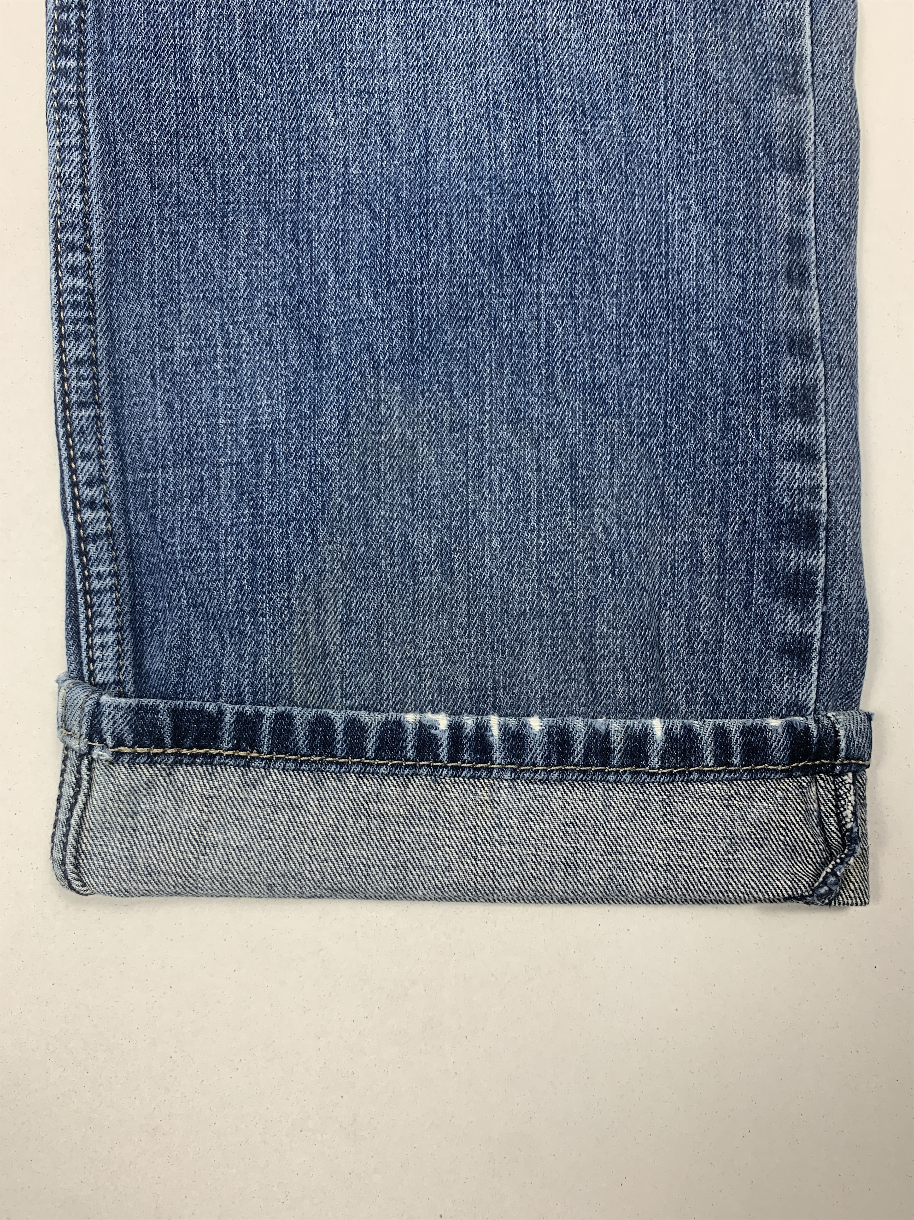 Levi's Vintage Levis 514 Mid Wash Straight Cut Jeans Size US 32 / EU 48 - 4 Thumbnail