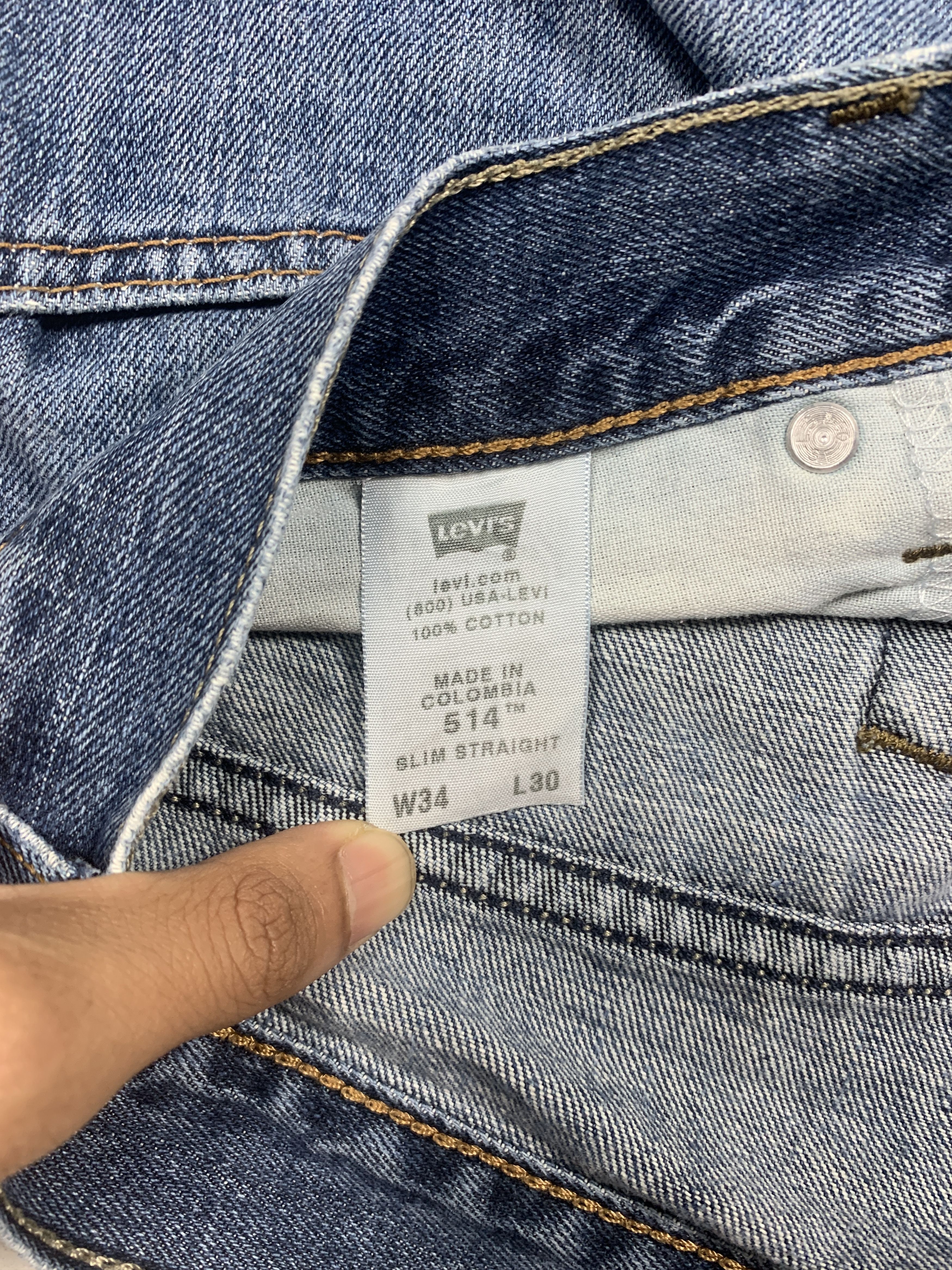 Levi's Vintage Levis 514 Mid Wash Straight Cut Jeans Size US 32 / EU 48 - 6 Thumbnail