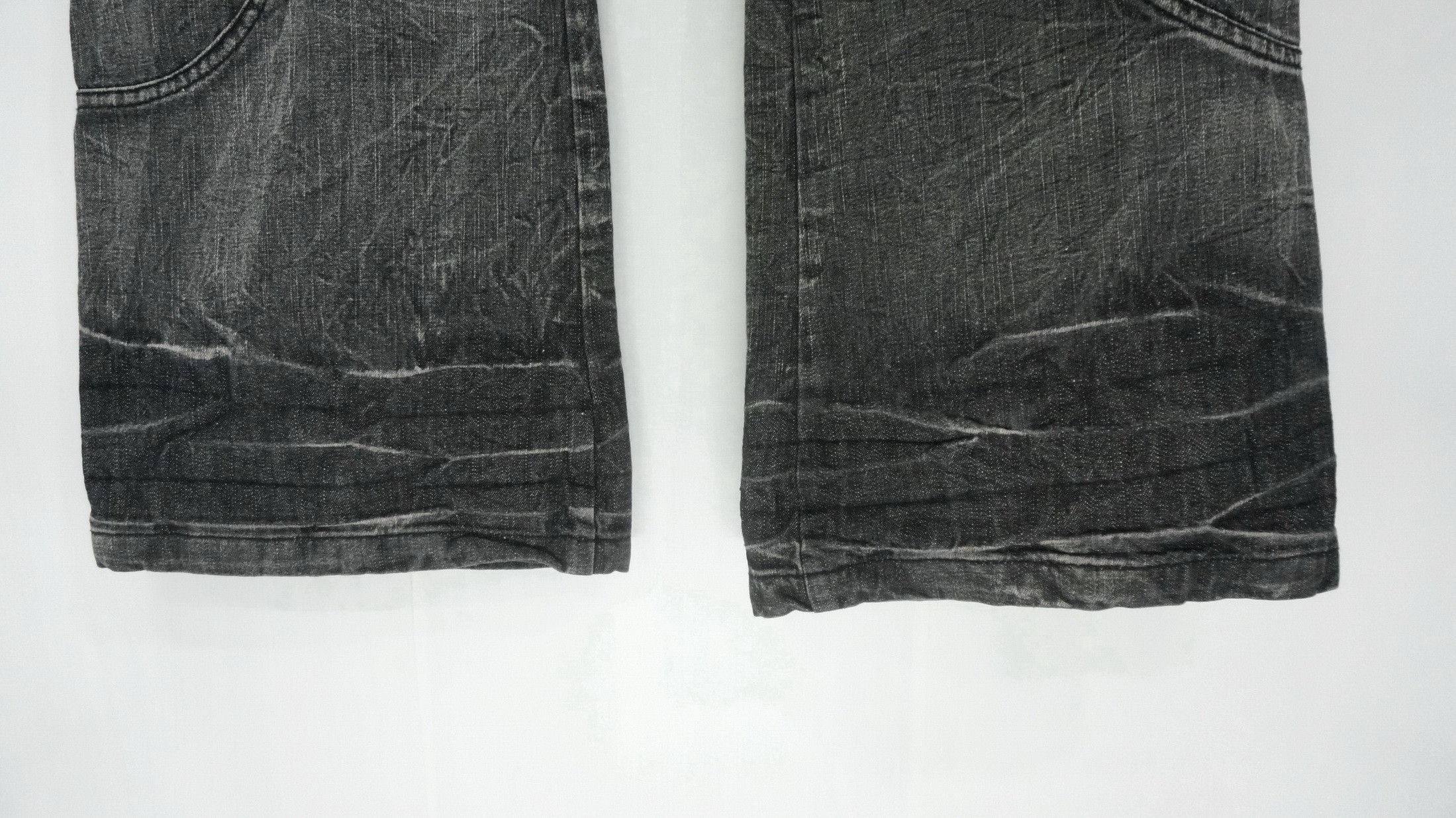 Japanese Brand 🔥LOWBOX🔥 Japan Distressed Lowrise Flared Leg Cargo Jeans Size US 35 - 21 Thumbnail