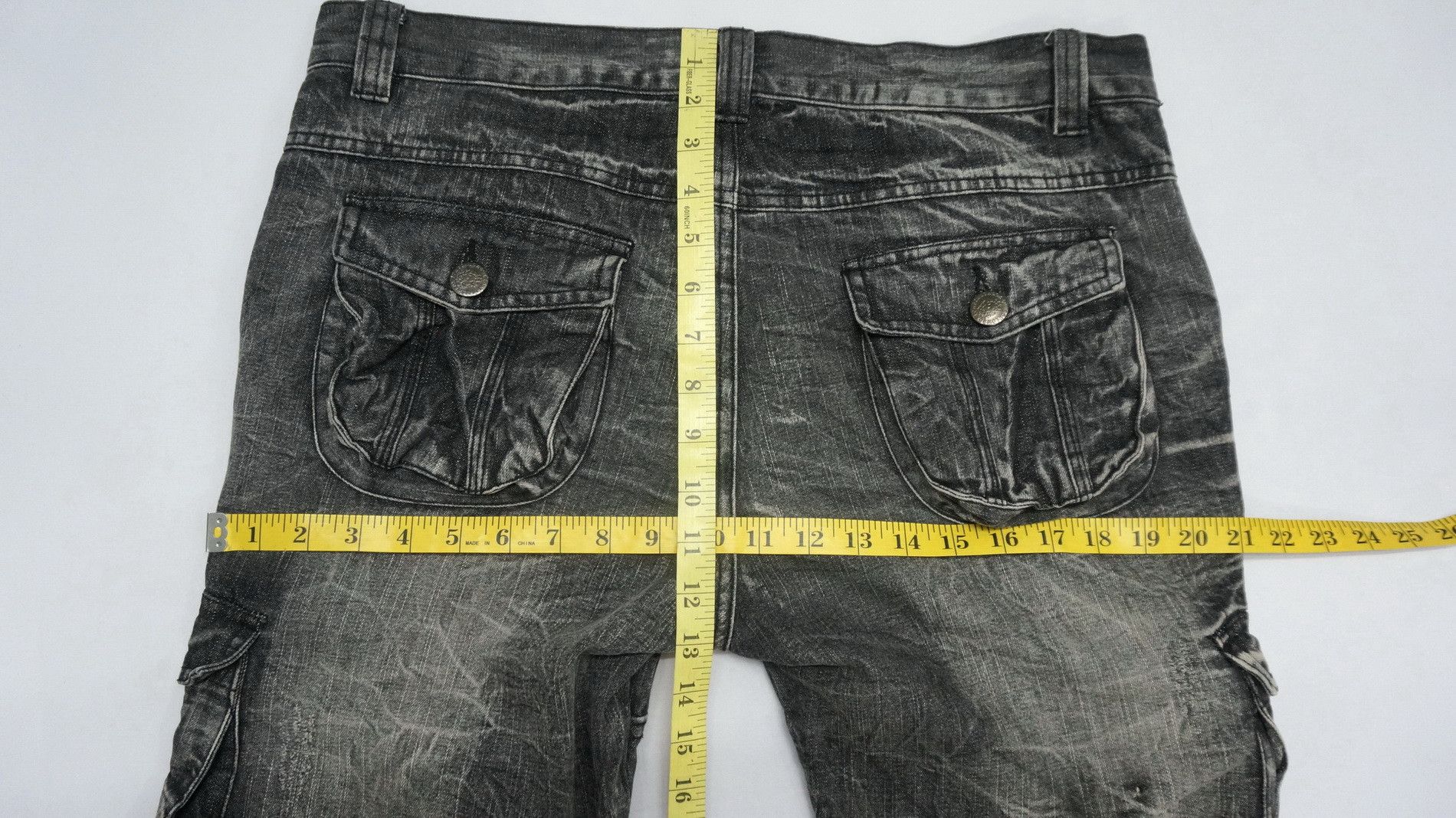 Japanese Brand 🔥LOWBOX🔥 Japan Distressed Lowrise Flared Leg Cargo Jeans Size US 35 - 19 Thumbnail