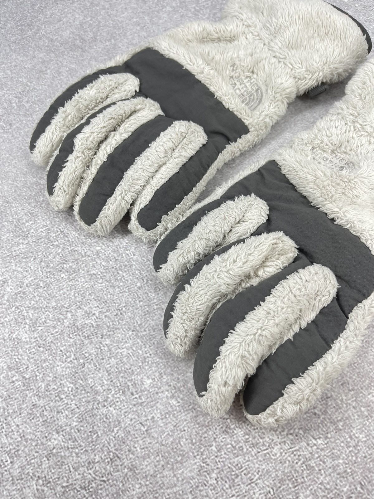 The North Face The North Face Sherpa Gloves Size ONE SIZE - 2 Thumbnail