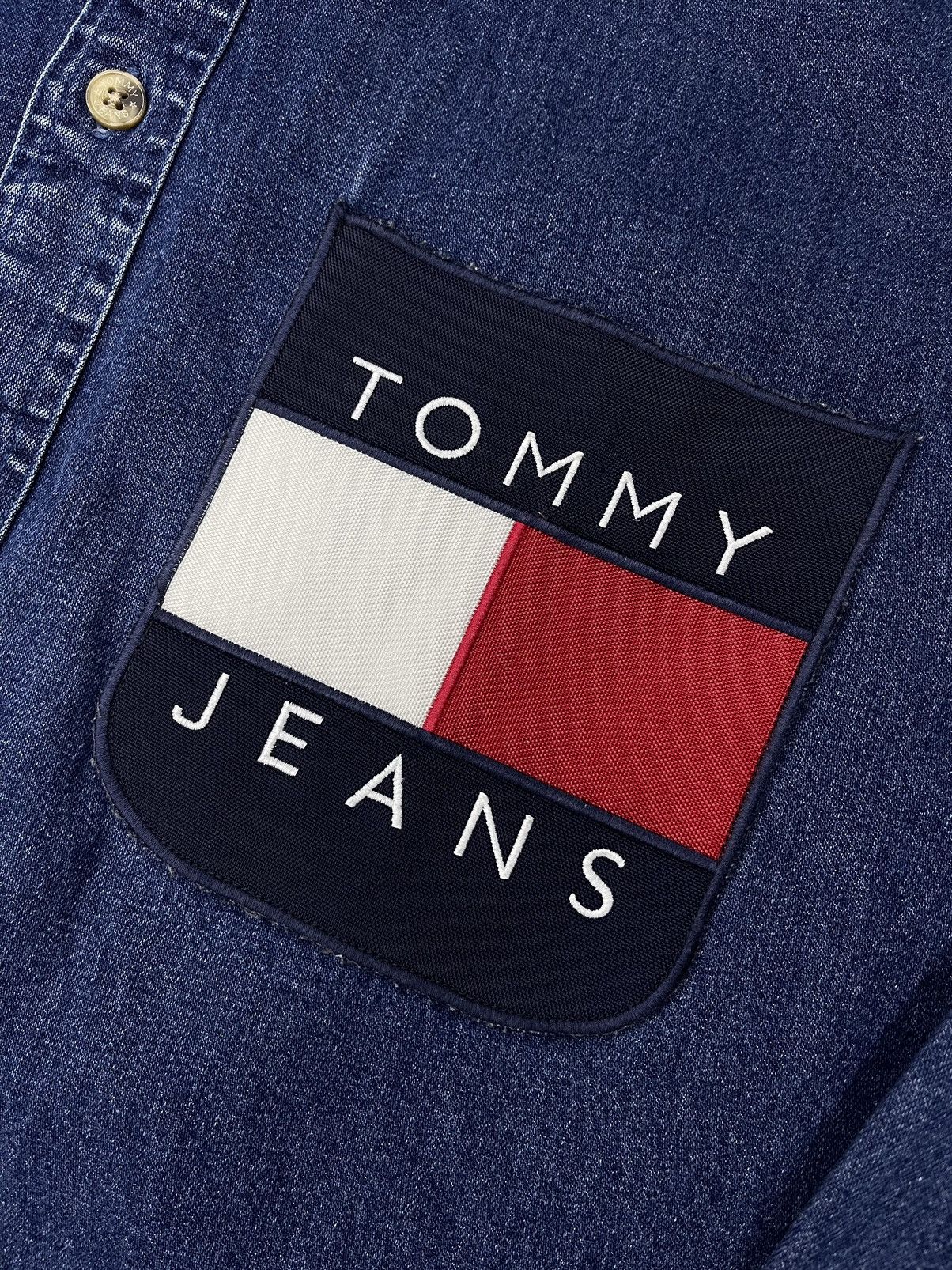 Tommy Hilfiger × Vintage Vintage Jeans Shirt Tommy Hilfiger Big Logo Y2K Size US XL / EU 56 / 4 - 4 Thumbnail