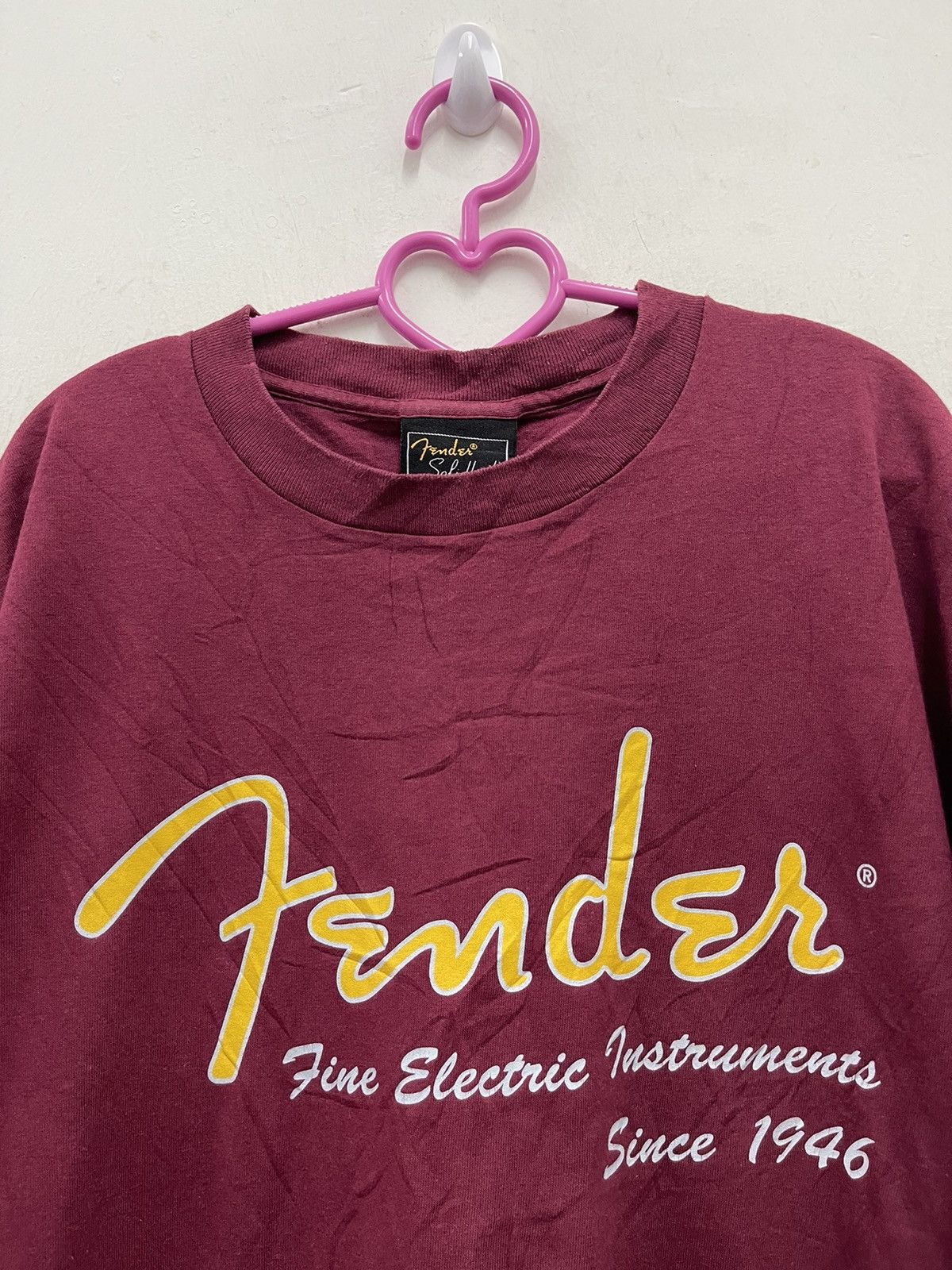 Fender Rare 90s Vintage FENDER Spell Out Made in USA Tee Size US XL / EU 56 / 4 - 3 Thumbnail