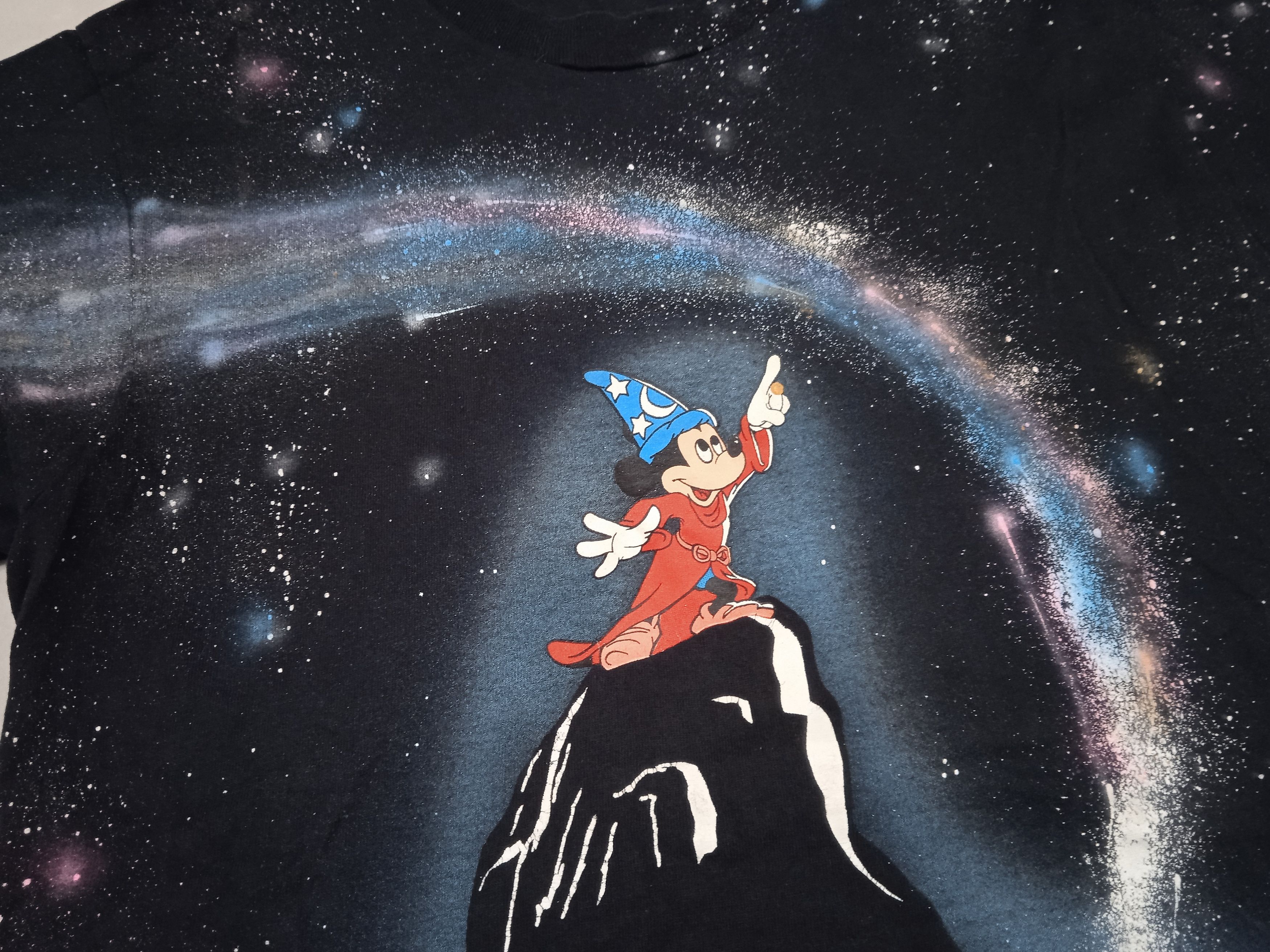 Disney Vintage 90s Disney Mickey Mouse AOP T-Shirt Size US M / EU 48-50 / 2 - 4 Thumbnail