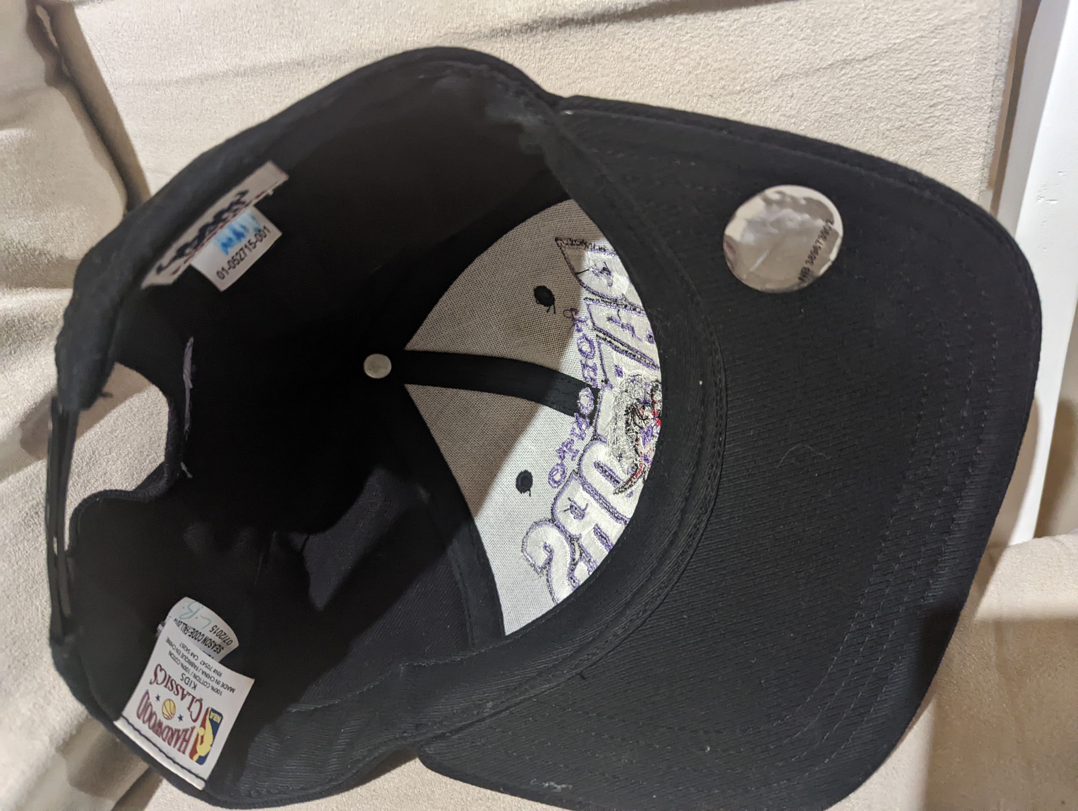 NBA Kids Hardwood Classics Toronto Raptors Snapback Hat Size ONE SIZE - 3 Thumbnail