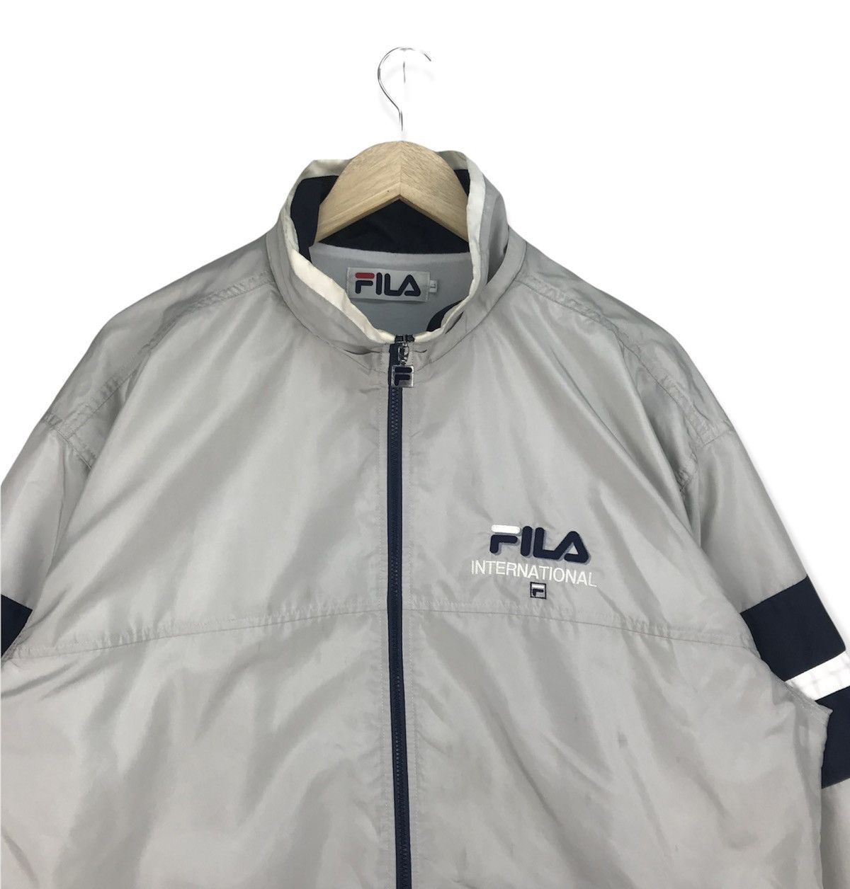 Fila Vintage Fila International Windbreaker Jacket Size US L / EU 52-54 / 3 - 2 Thumbnail