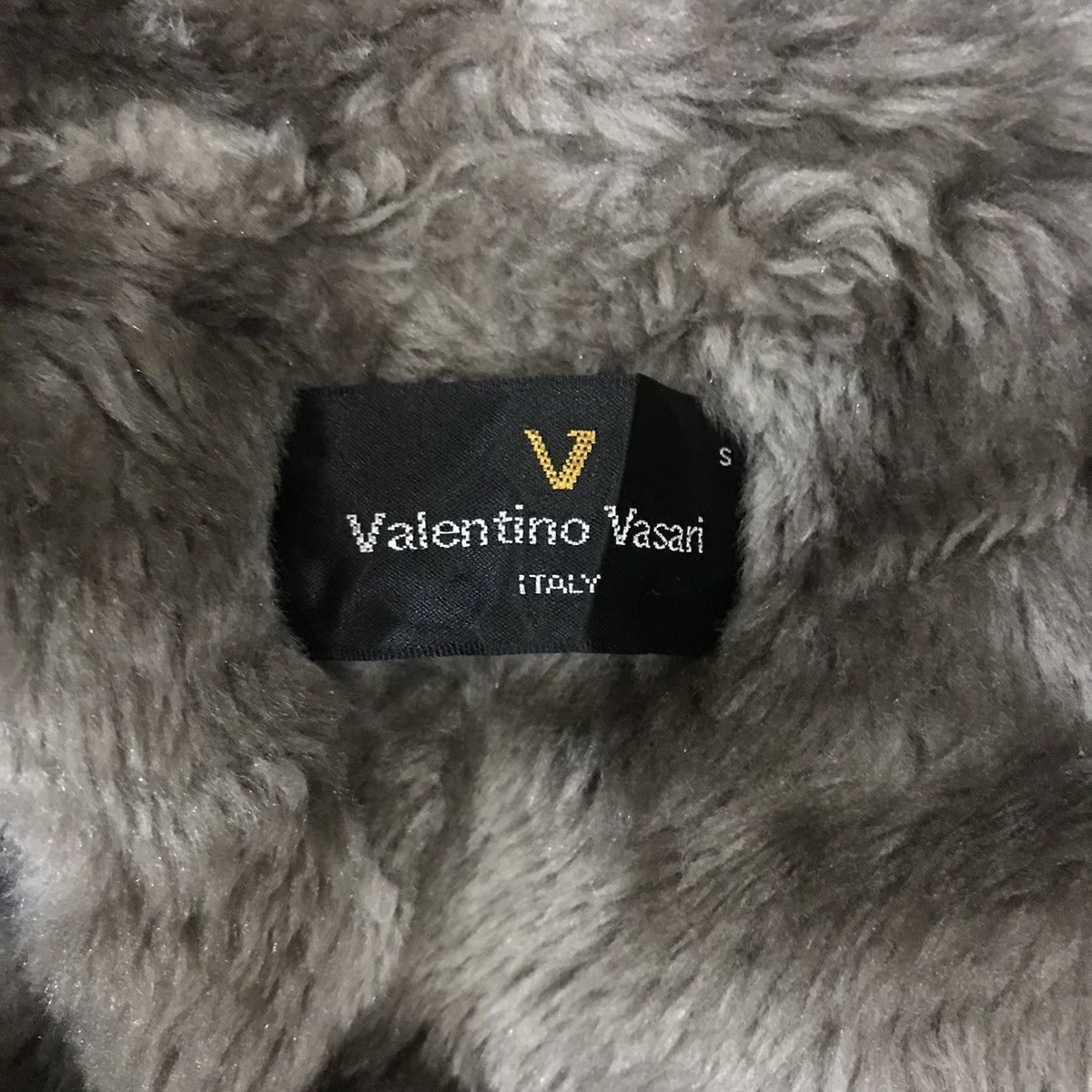 MR & MRS ITALY Vintage Valentino Vasari Fur Lining Vest Size US S / EU 44-46 / 1 - 8 Thumbnail