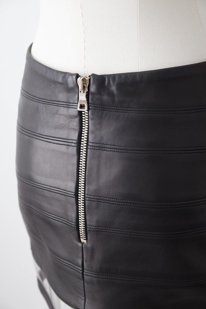 Balmain Leather skirt with transparent insert Size 26" / US 2 / IT 38 - 4 Thumbnail
