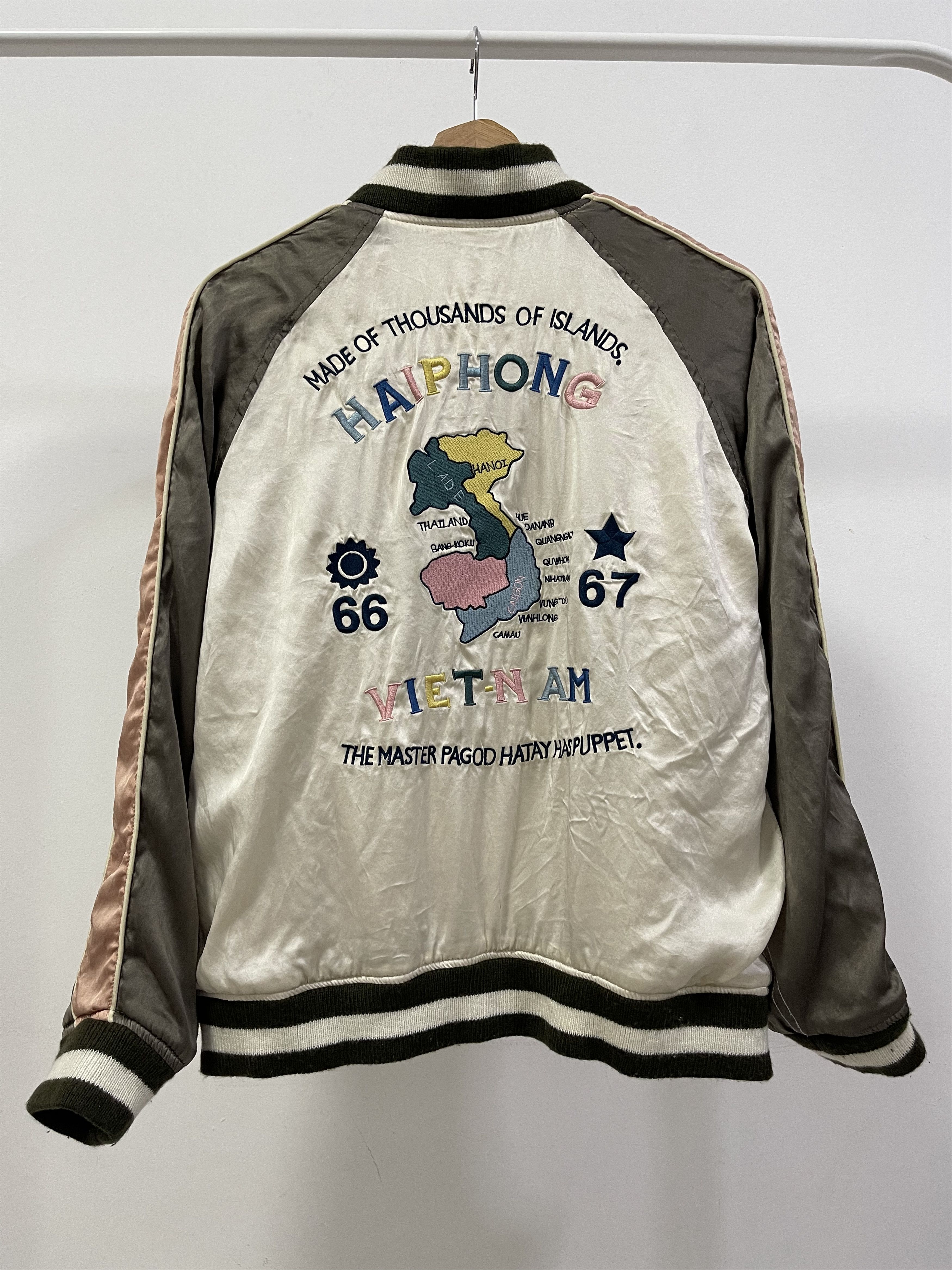 Japanese Brand Vintage Vietnam War Riversible Sukajan Souvenir Jacket Size US S / EU 44-46 / 1 - 1 Thumbnail