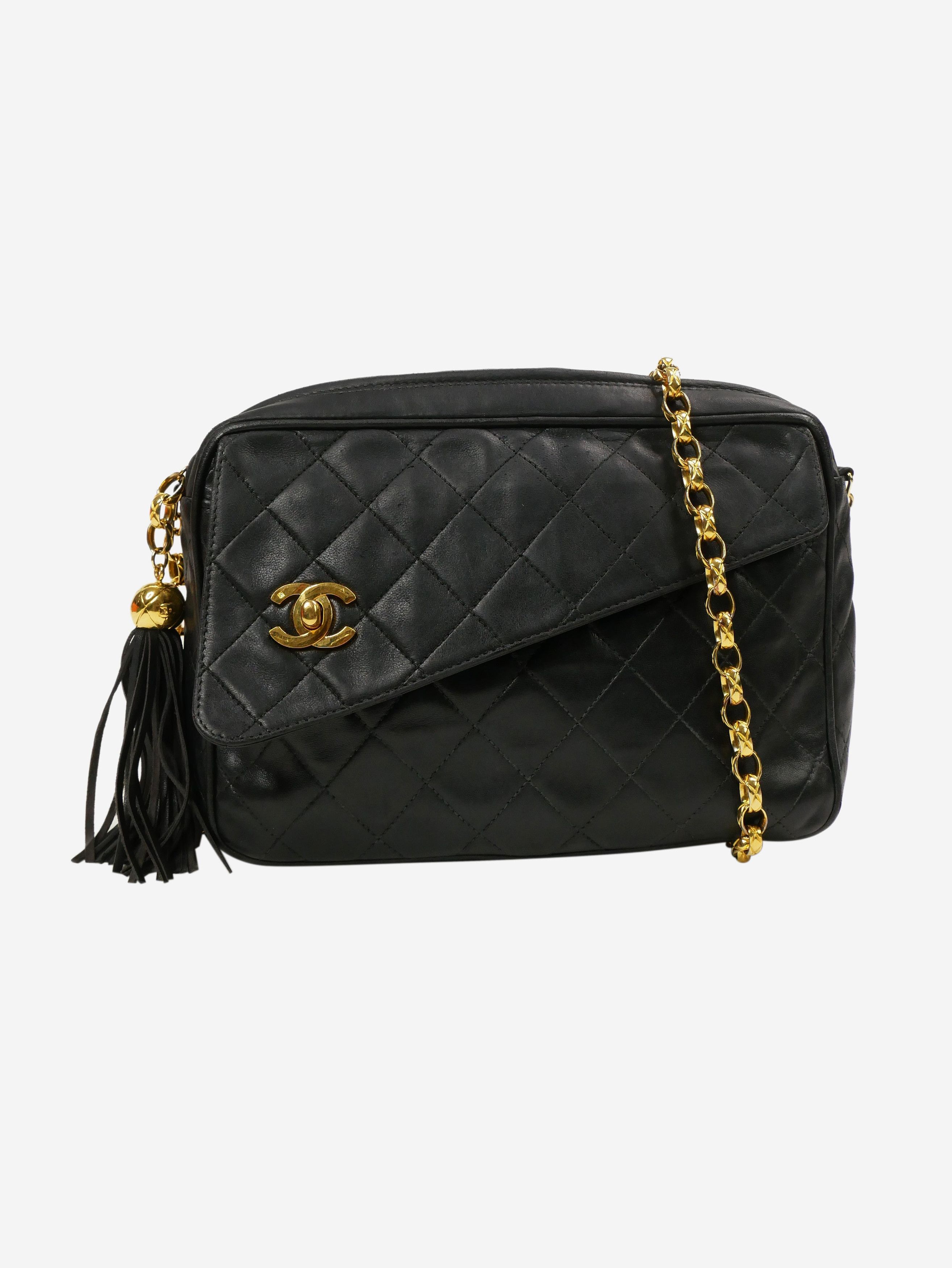 Black lambskin vintage 1991-1994 gold hardware pocket camera