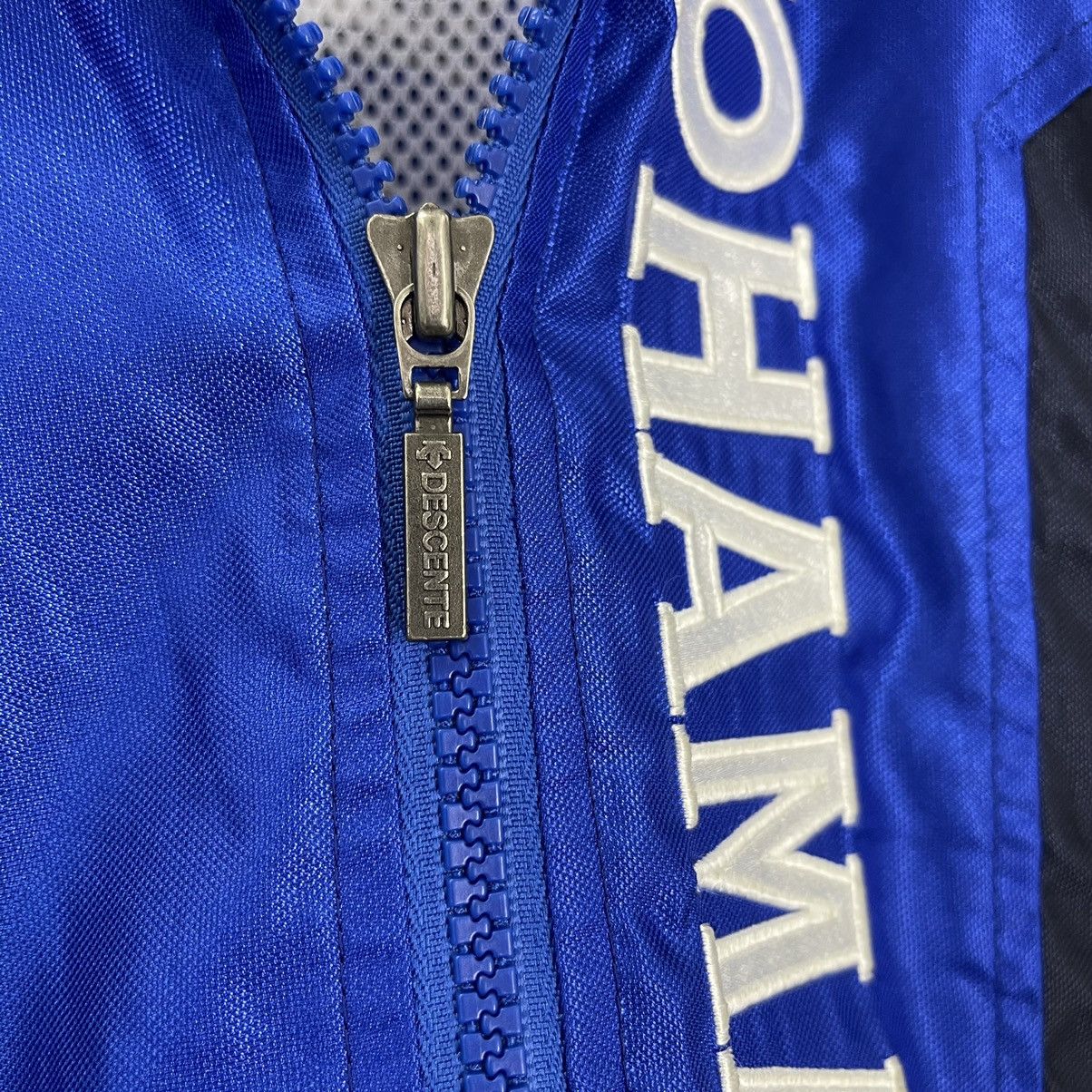 Descente 90s Descente Yokohama Baystar Jacket Size XL Size US XL / EU 56 / 4 - 5 Thumbnail