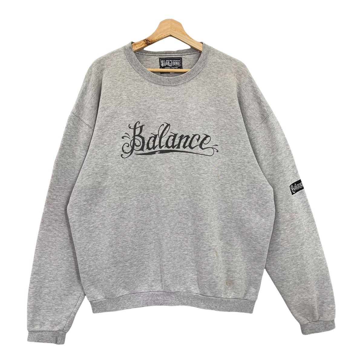Vintage Vintage Balance Streetware Crewneck Sweatshirt Size L Size US L / EU 52-54 / 3 - 2 Thumbnail