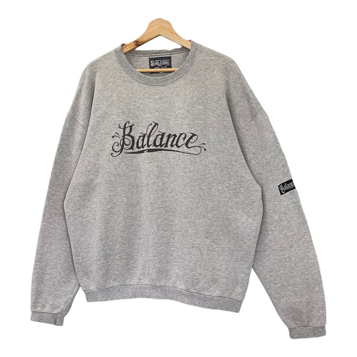Vintage Vintage Balance Streetware Crewneck Sweatshirt Size L Size US L / EU 52-54 / 3 - 4 Thumbnail