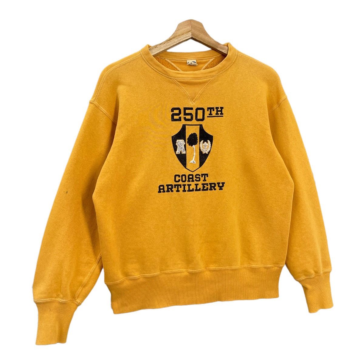 Japanese Brand 90’s 250th Coast Artillery Crewneck Sweatshirt Size S Size US S / EU 44-46 / 1 - 2 Thumbnail