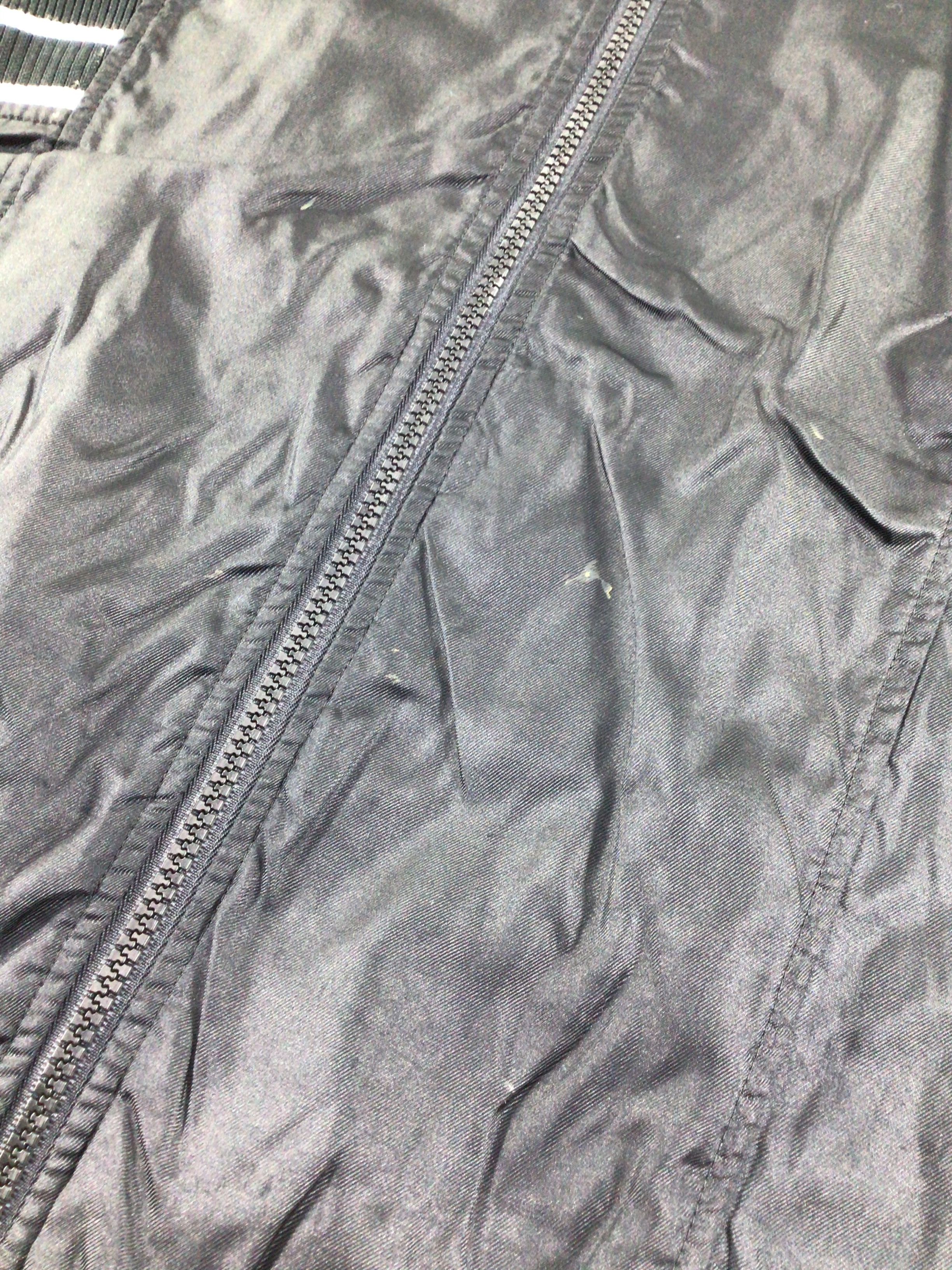 Umbro × Vintage Vintage Umbro Windbreaker Light Jacket-M040 Size US L / EU 52-54 / 3 - 4 Thumbnail