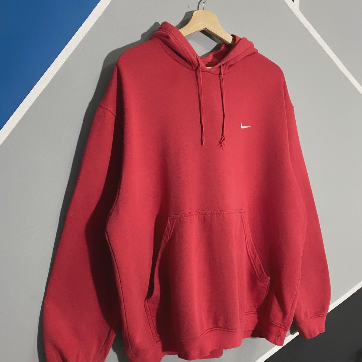 Nike × Vintage Vintage Y2K Red Nike Small Swoosh Hoodie Size US L / EU 52-54 / 3 - 4 Thumbnail