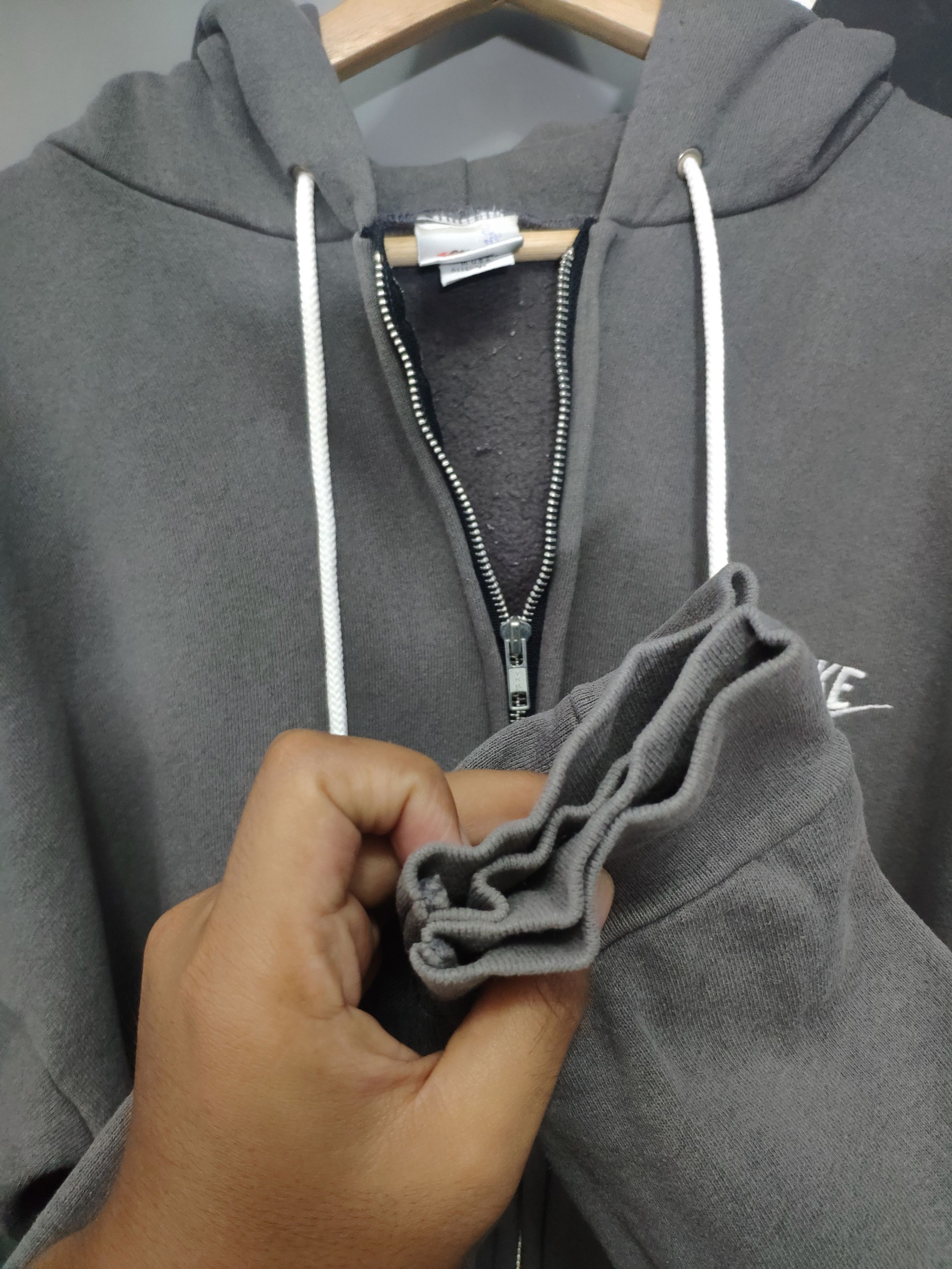 Nike × Vintage Vintage 90s Nike Zip Up Hoodie Small Swoosh Size US L / EU 52-54 / 3 - 8 Thumbnail