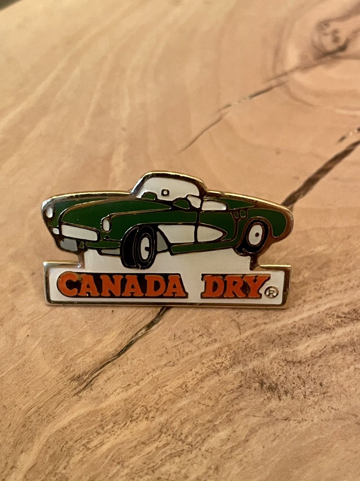Vintage Vintage Canada Dry Jaguar Sports Car 70s-80s Retro Metal Pin Size ONE SIZE - 5 Thumbnail