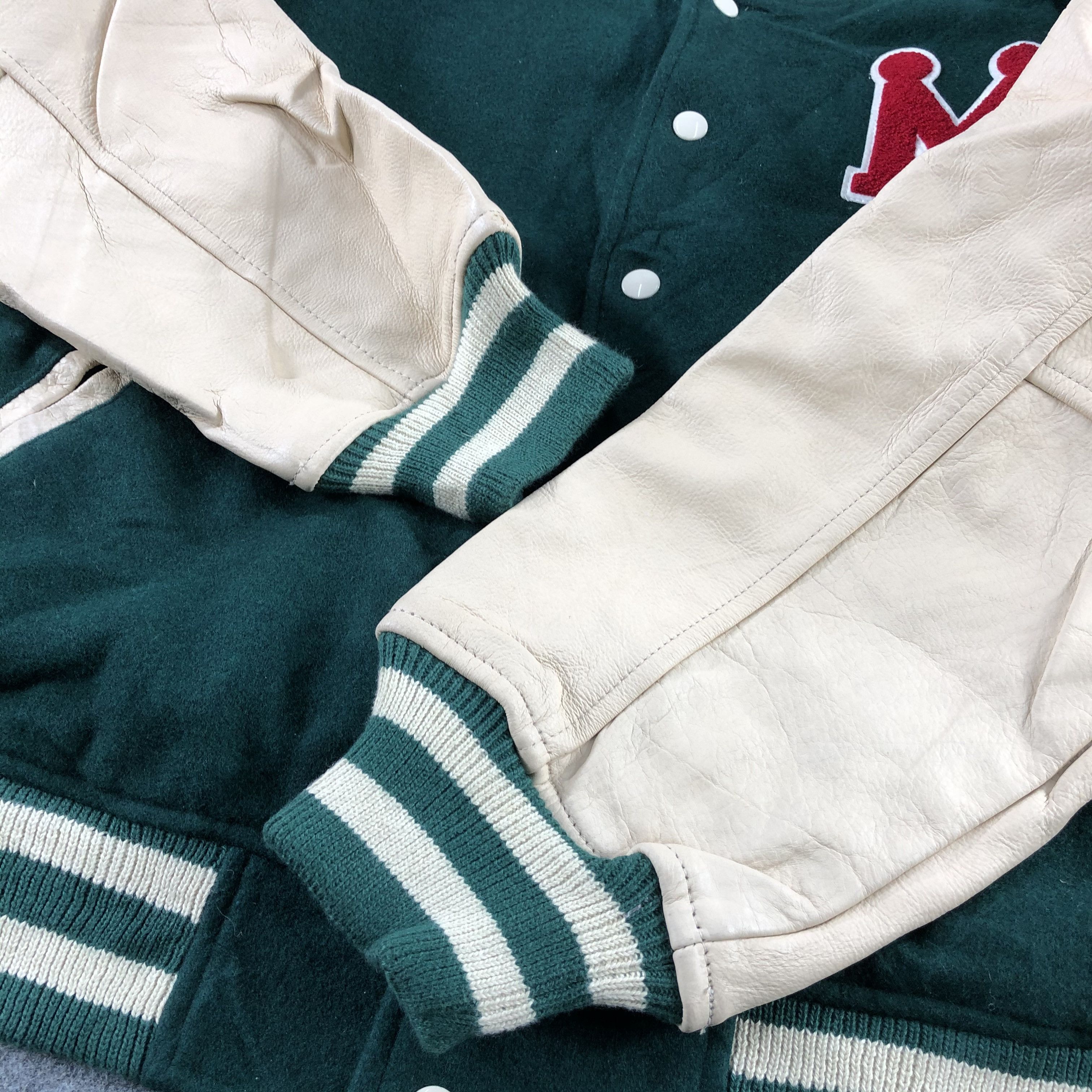 Japanese Brand Vintage Y2K Mos Burger Varsity Jacket JC115 Size US L / EU 52-54 / 3 - 4 Thumbnail