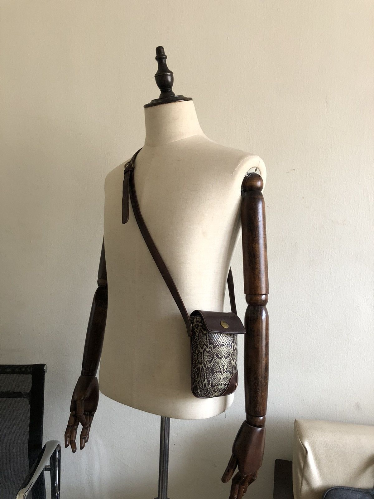 Paul Smith 1990s Paul Smith Snake Skin Cigarette Box Leather Sling Bag Size ONE SIZE - 10 Thumbnail