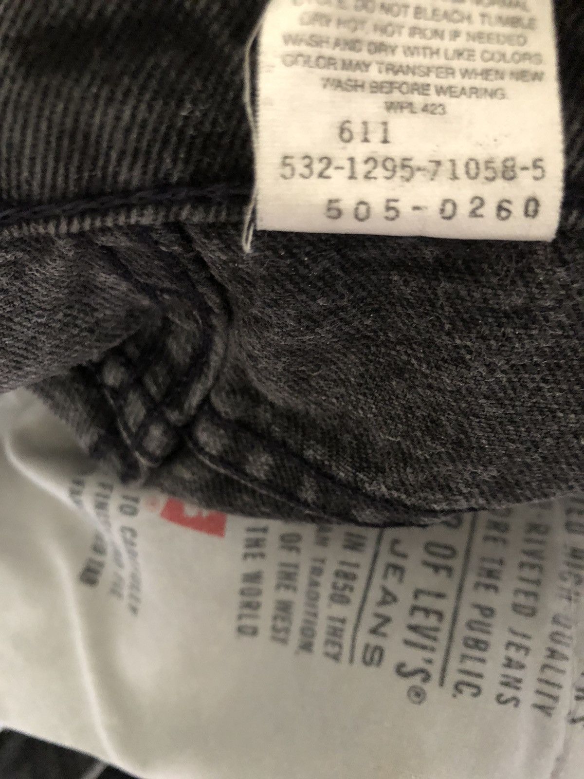 Levi's × Vintage Vintage 1995 Levi’s 505 Straight Leg Faded Black Denim Jeans Size US 31 - 21 Thumbnail