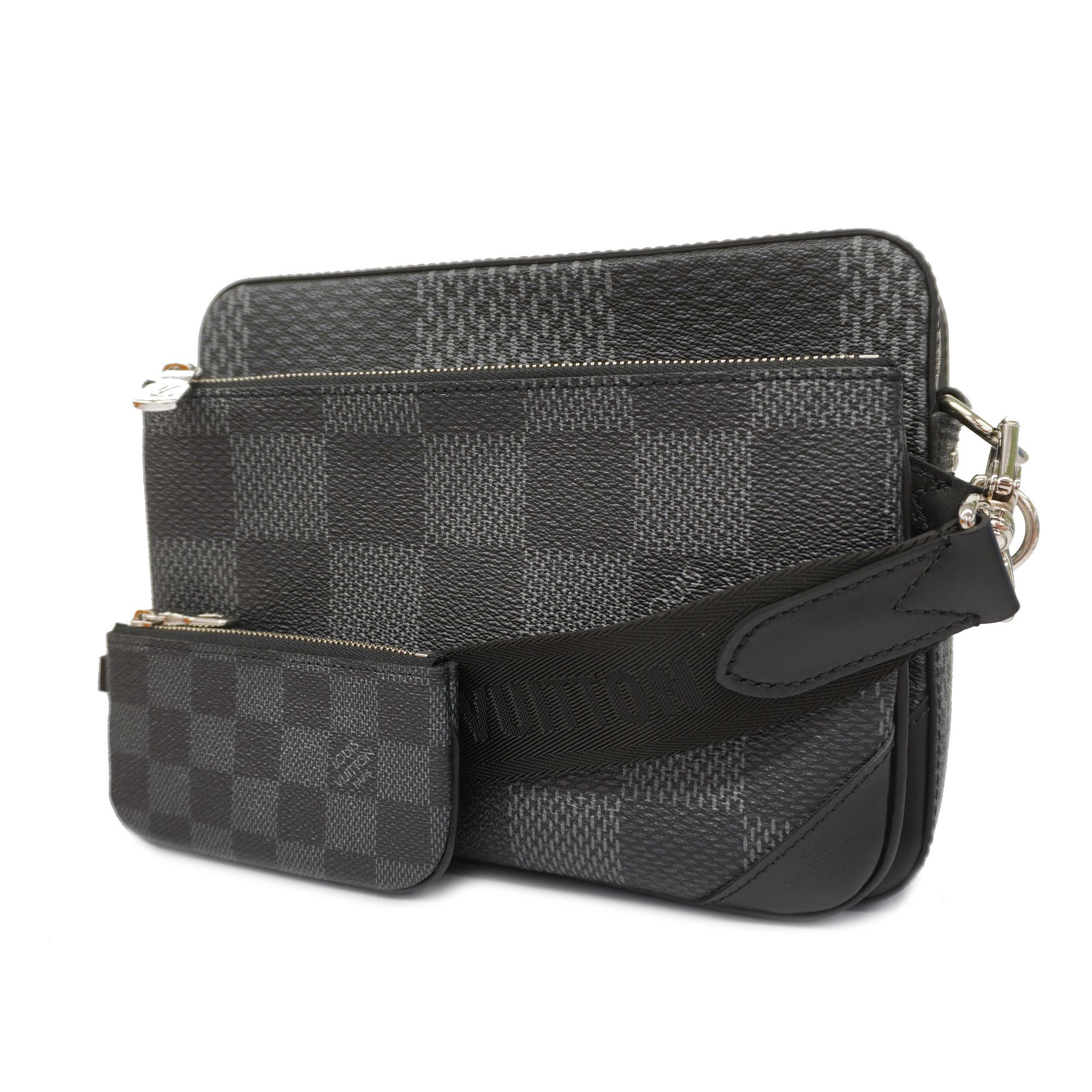 LOUIS VUITTON LOUIS VUITTON Trio Messenger Shoulder Bag N50017 Damier  canvas Black Used SHW LV N50017