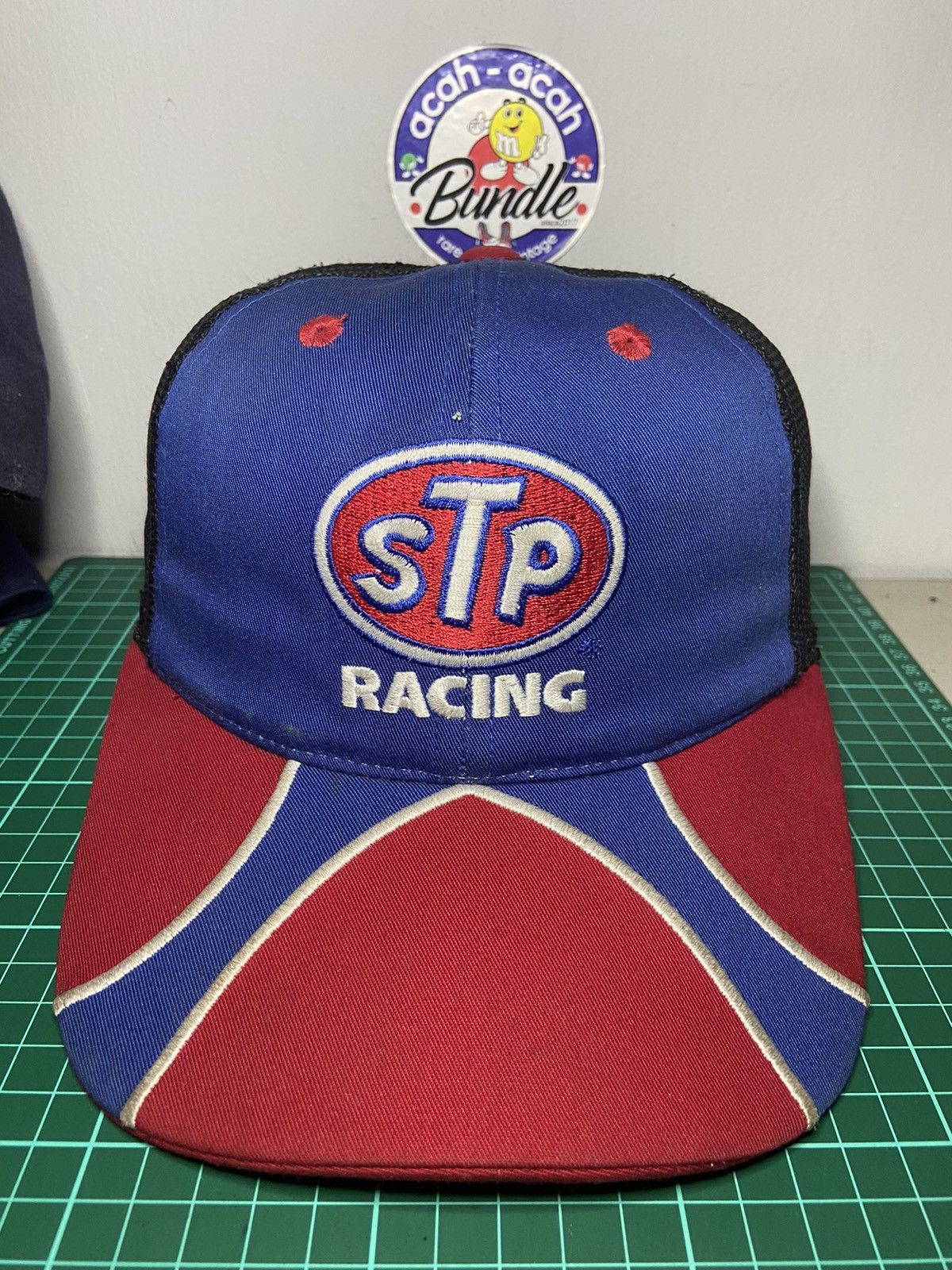 NASCAR STP 43 RACING VINTAGE TRUCKER HAT MADE IN INDONESIA Size ONE SIZE - 1 Thumbnail