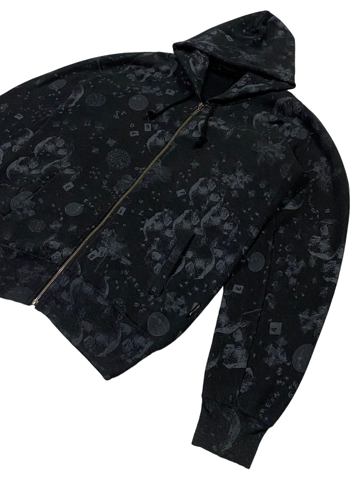 Hysteric Glamour × Japanese Brand Rare🔥Hysteric Glamour Fullprint Skull Zip-Ups Hoodie Size US M / EU 48-50 / 2 - 19 Thumbnail