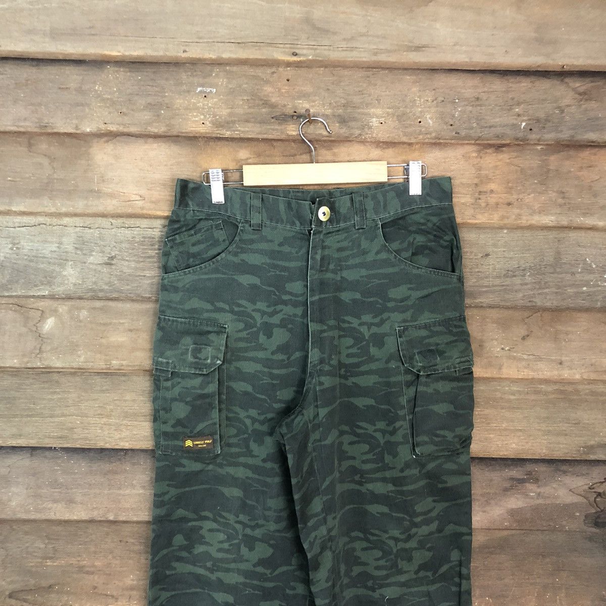 LONE WOLF Vintage Lonely wolf green Camo cargo pants Size US 29 - 2 Thumbnail
