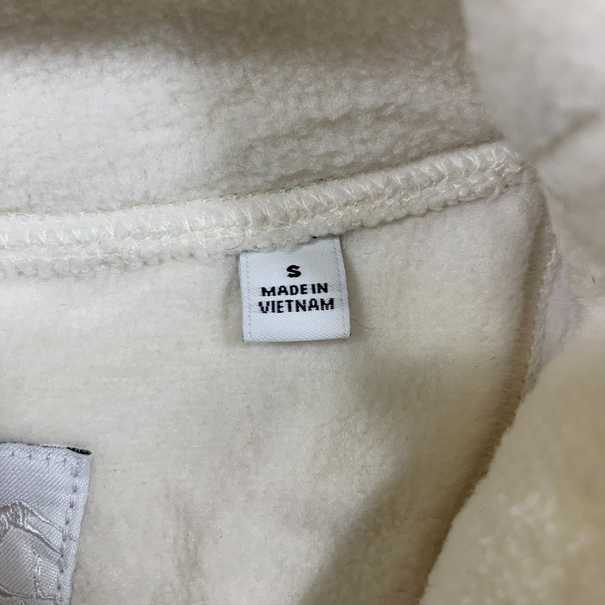 Uniqlo × White Mountaineering Uniqlo X White Mountaineering Outdoor Fleece Long Sleeve Size S / US 4 / IT 40 - 8 Thumbnail