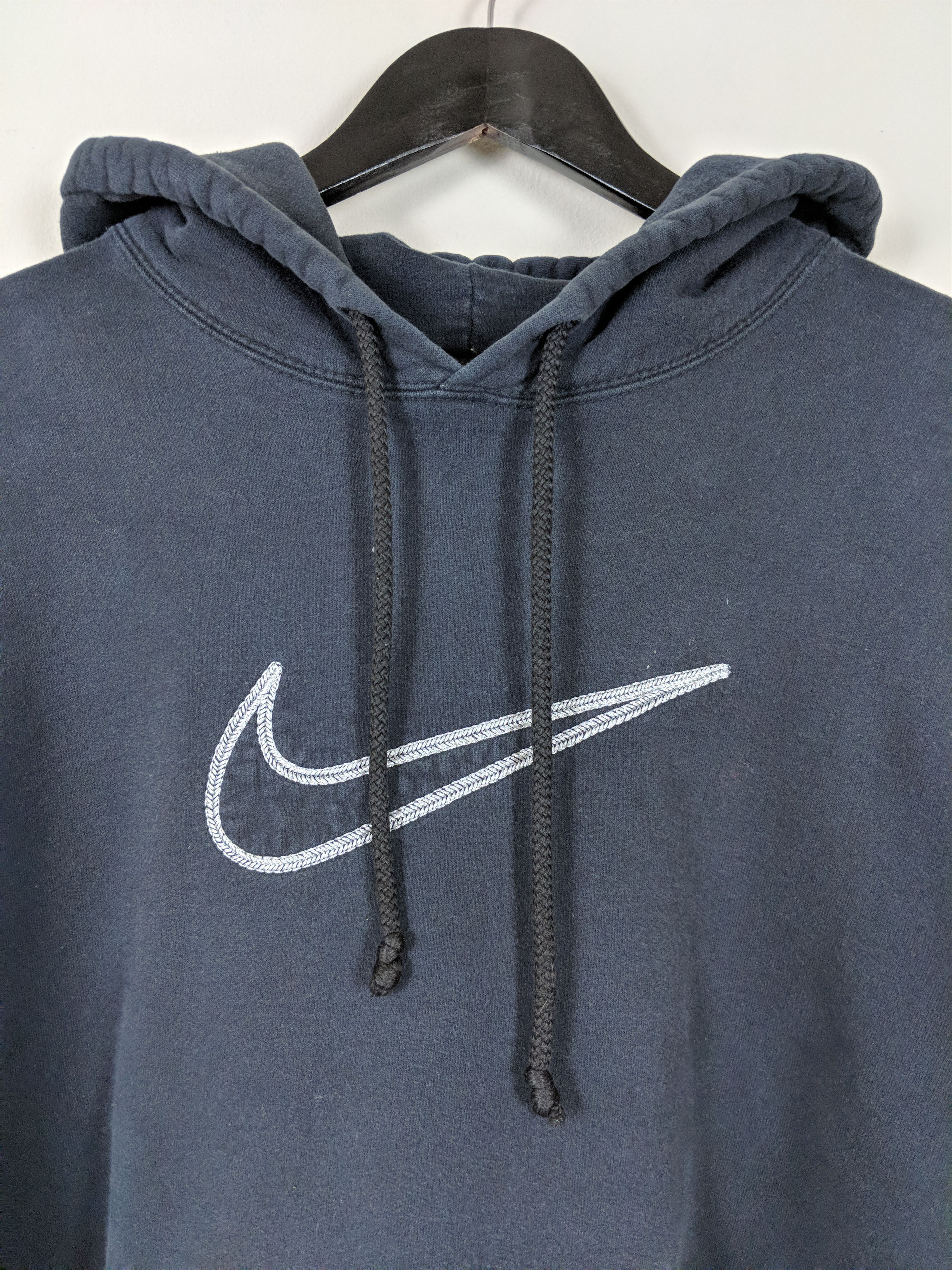 Nike Vintage 90s Nike Big Center Swoosh Faded Black Hoodie Size US M / EU 48-50 / 2 - 4 Thumbnail