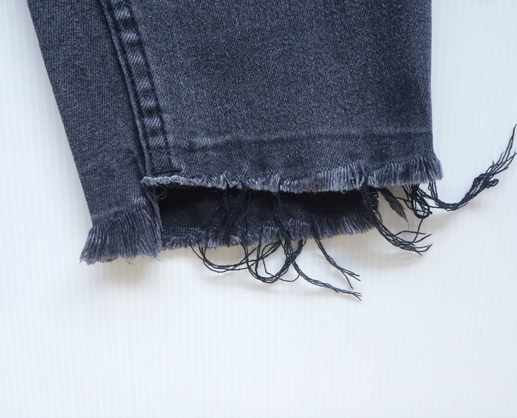 Bershka BERSHKA Skinny Low Rise Ripped Stretchable Jeans Size US 28 / EU 44 - 7 Thumbnail