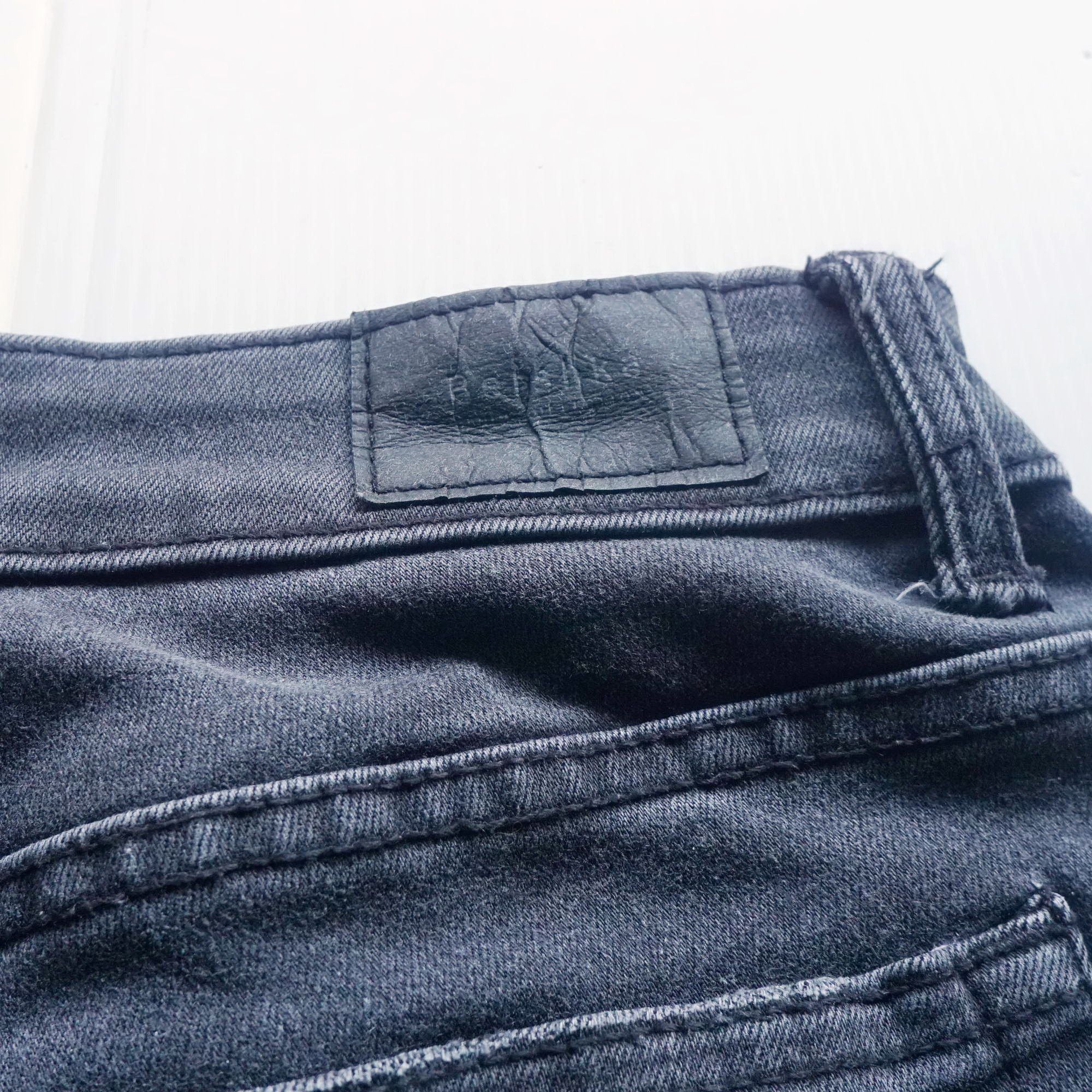 Bershka BERSHKA Skinny Low Rise Ripped Stretchable Jeans Size US 28 / EU 44 - 4 Thumbnail