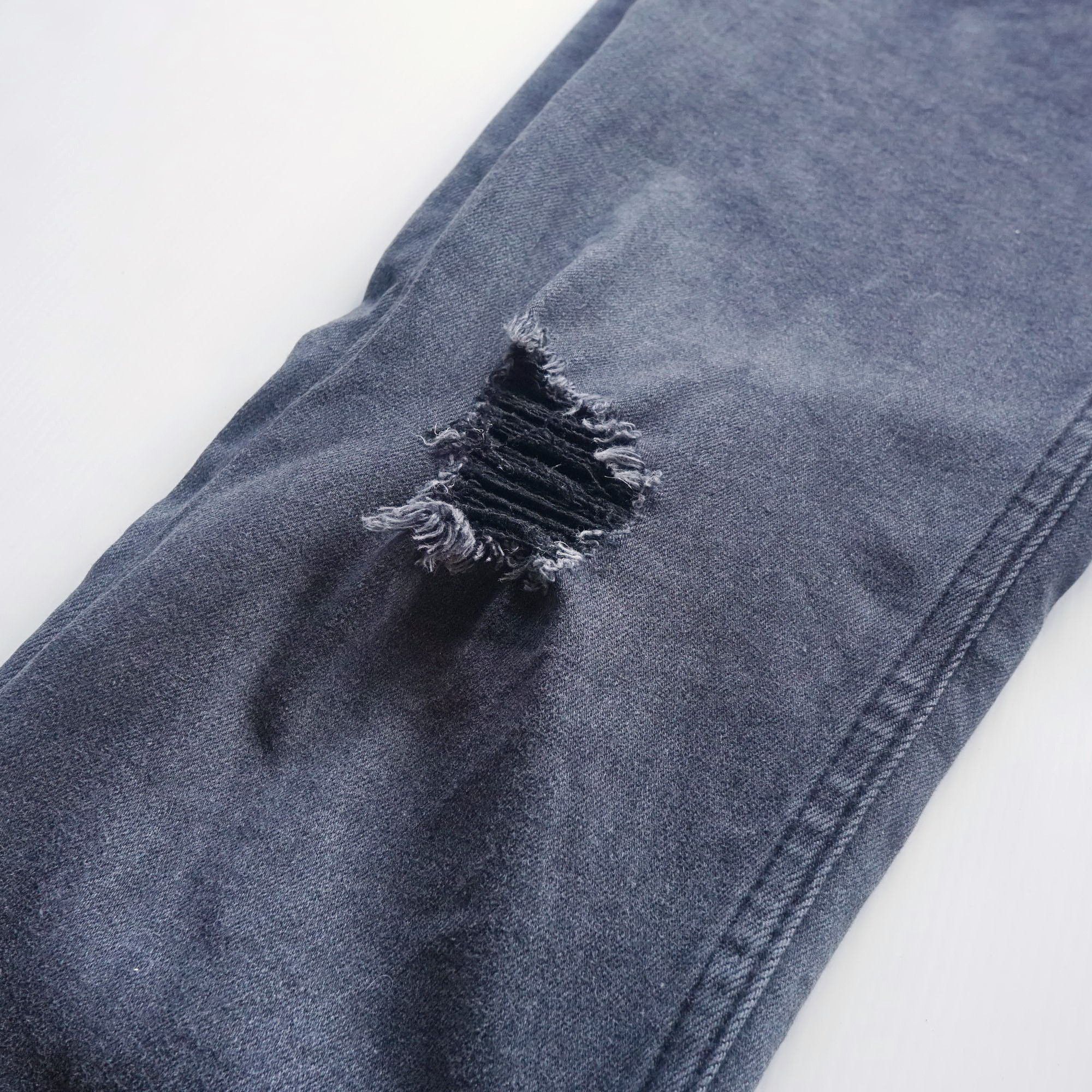 Bershka BERSHKA Skinny Low Rise Ripped Stretchable Jeans Size US 28 / EU 44 - 6 Thumbnail