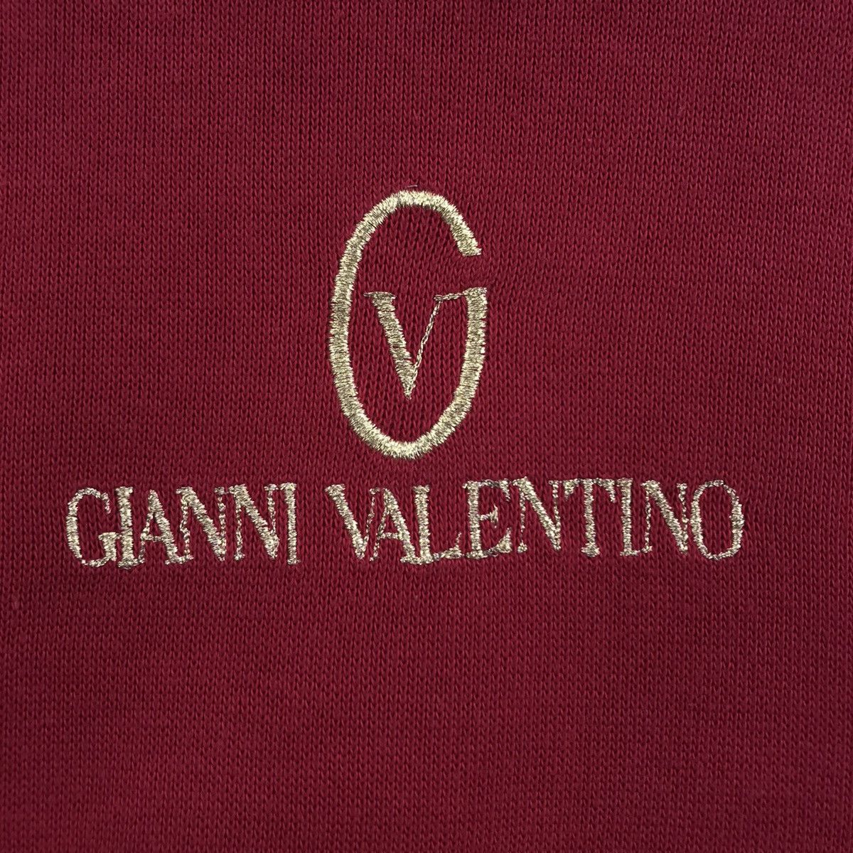 Vintage GIANNI VALENTINO Center Logo Embroidered Sweatshirt Gold Size US M / EU 48-50 / 2 - 3 Thumbnail